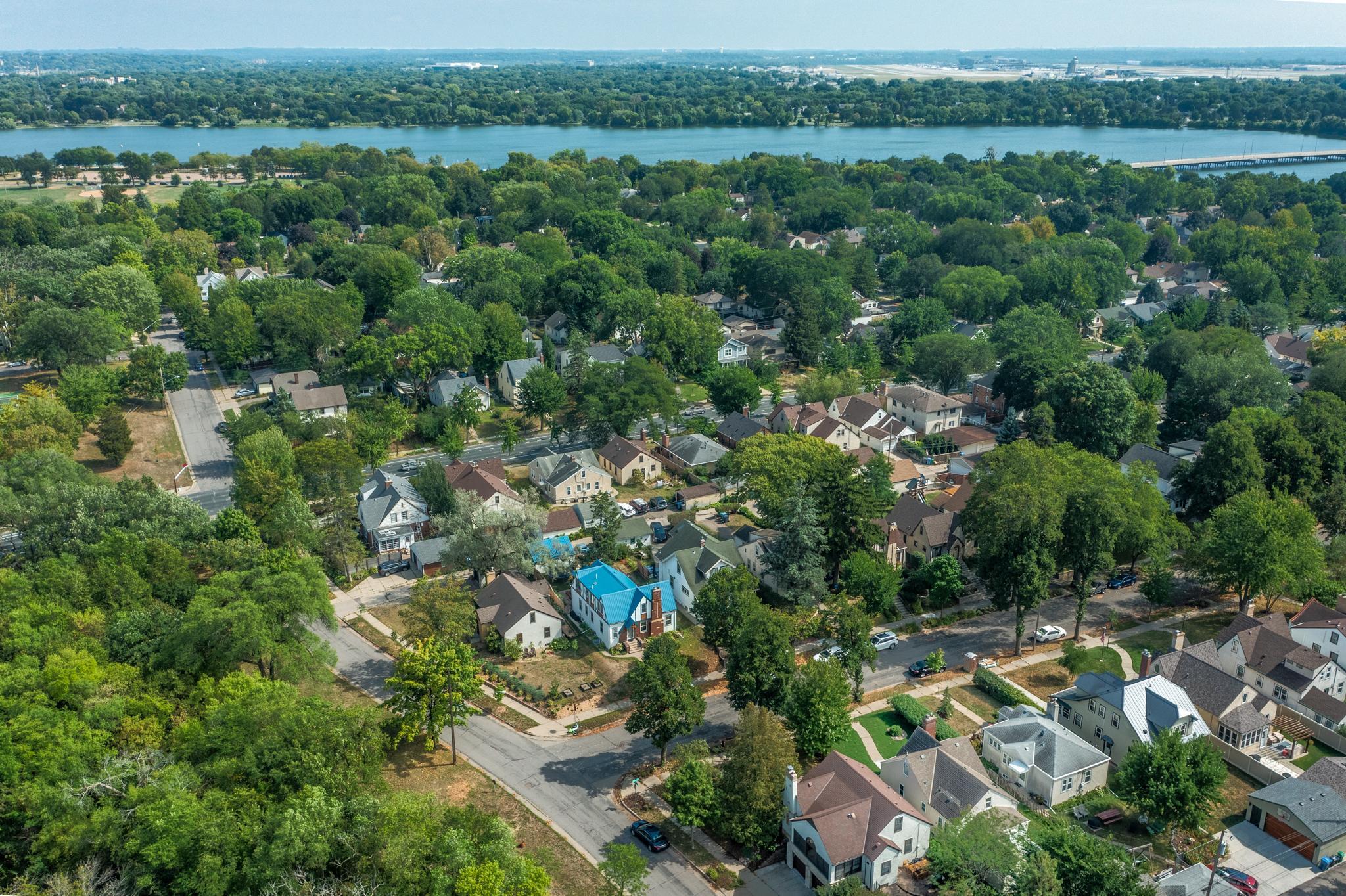 View of Residential at 5012 15th Avenue, Minneapolis MN 55417, Minneapolis (35 of 40) - Mike Wilen | Minnesota Team Real Estate