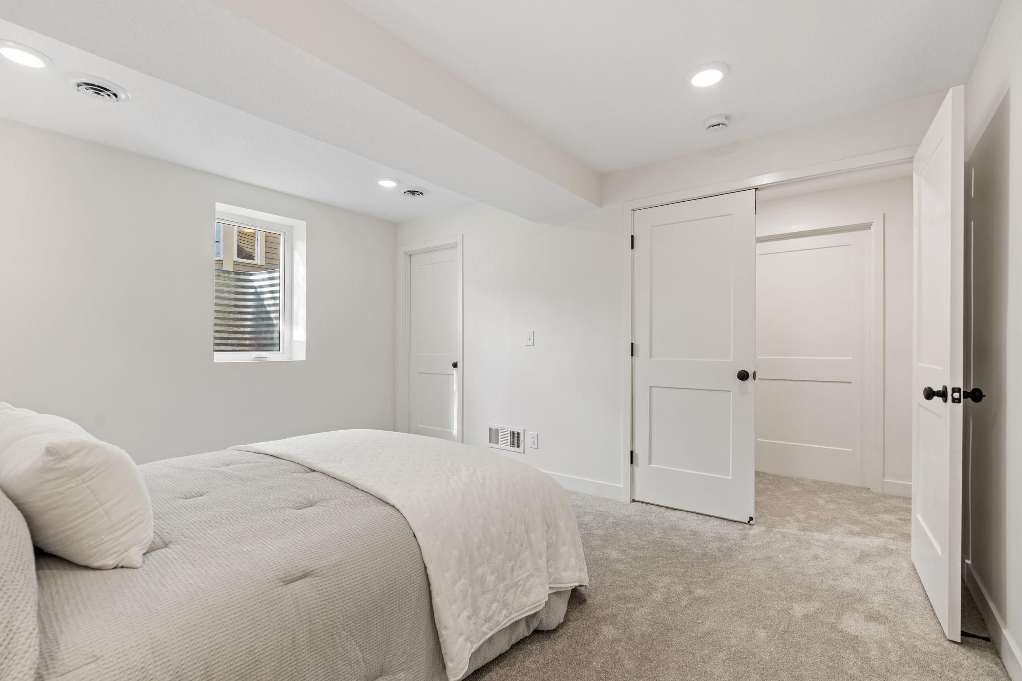 View of Residential at 2602 Oakland Avenue, Minneapolis MN 55407, Minneapolis (33 of 40) - Mike Wilen | Minnesota Team Real Estate