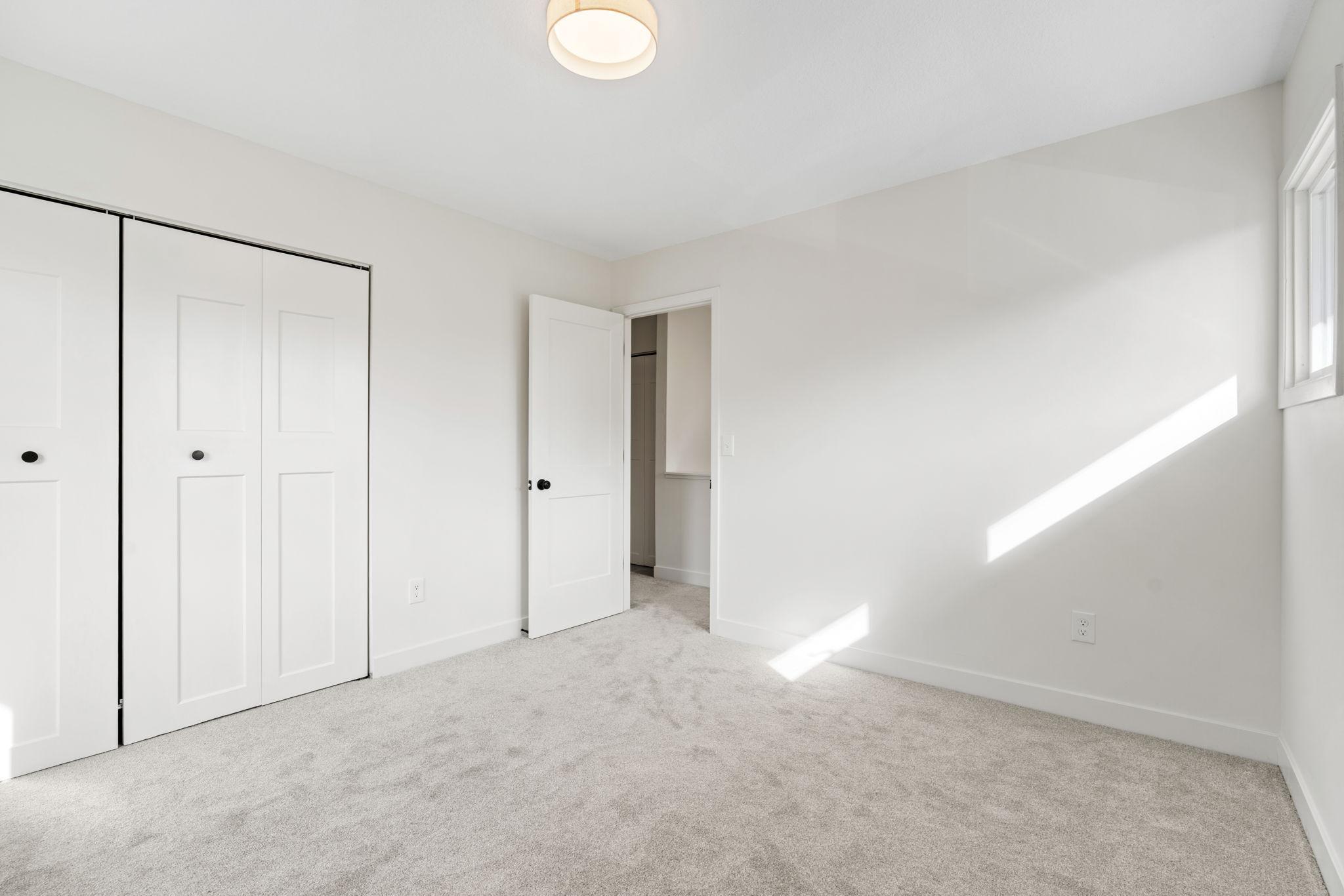 View of Residential at 2602 Oakland Avenue, Minneapolis MN 55407, Minneapolis (24 of 40) - Mike Wilen | Minnesota Team Real Estate