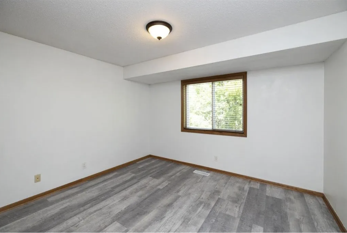 View of Residential at 353 Belvidere Street #353B, Saint Paul MN 55107, Saint Paul (6 of 9) - Mike Wilen | Minnesota Team Real Estate