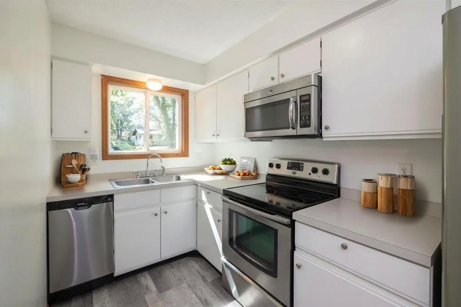 View of Residential at 353 Belvidere Street #353B, Saint Paul MN 55107, Saint Paul (3 of 9) - Mike Wilen | Minnesota Team Real Estate