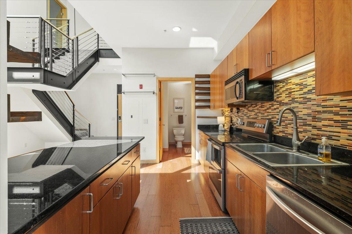 View of Residential at 9 Franklin Avenue #314, Minneapolis MN 55404, Minneapolis (11 of 36) - Mike Wilen | Minnesota Team Real Estate