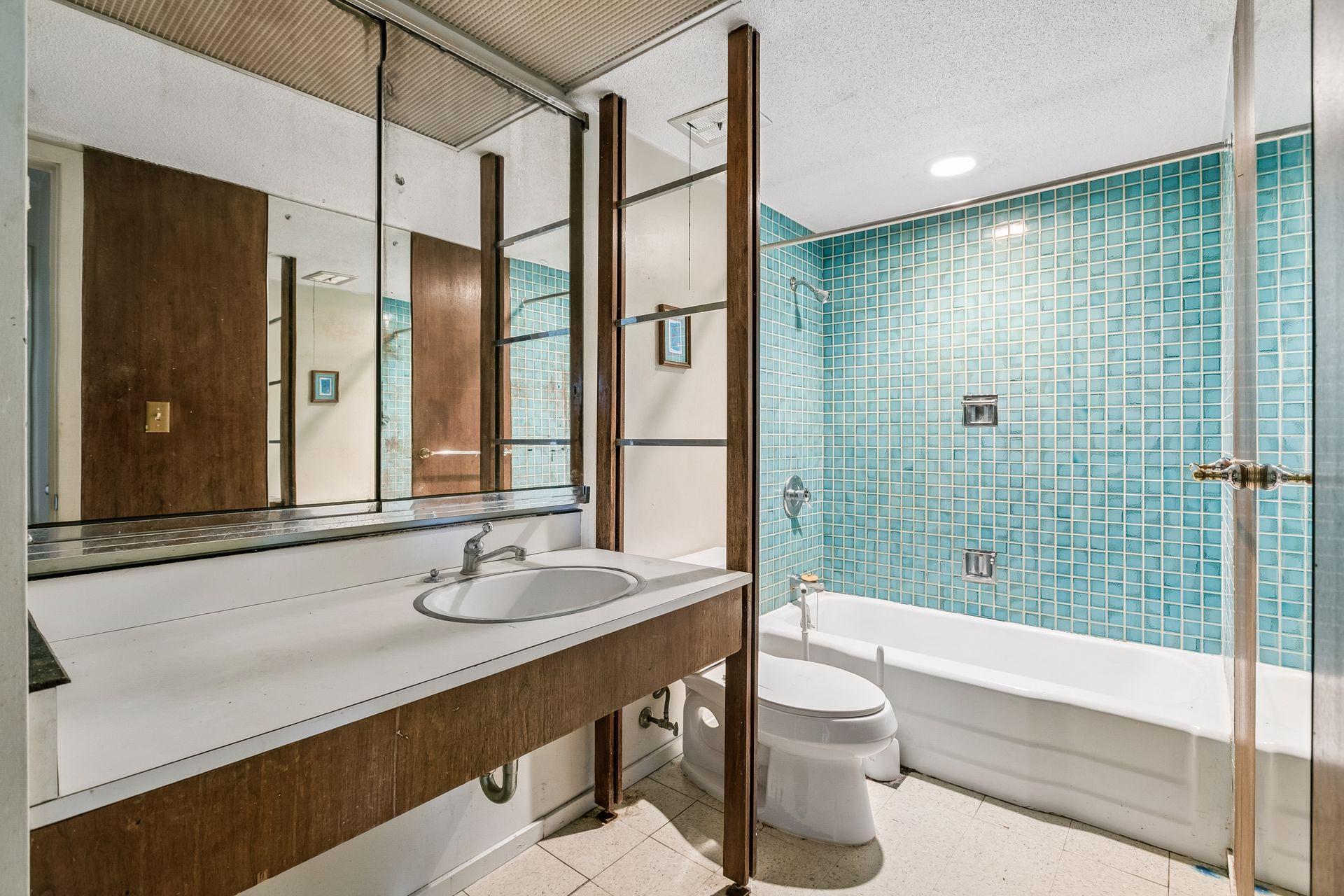 View of Residential at 6423 Colony Way #1B, Edina MN 55435, Edina (15 of 20) - Mike Wilen | Minnesota Team Real Estate