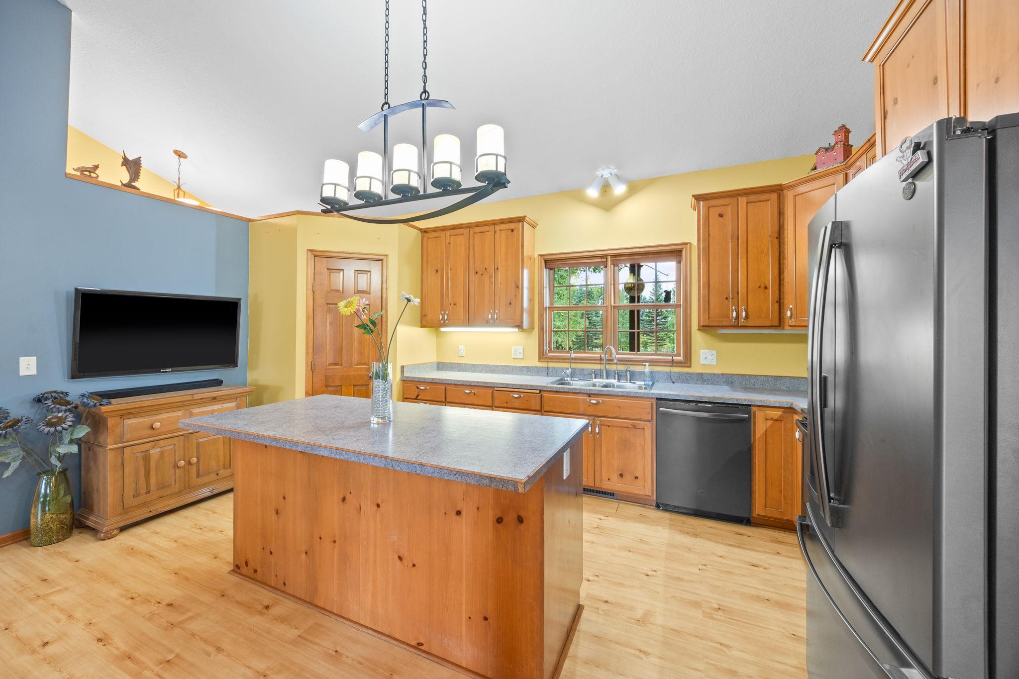 View of Residential at 26540 109th Avenue, Rogers MN 55374, Rogers (7 of 44) - Mike Wilen | Minnesota Team Real Estate