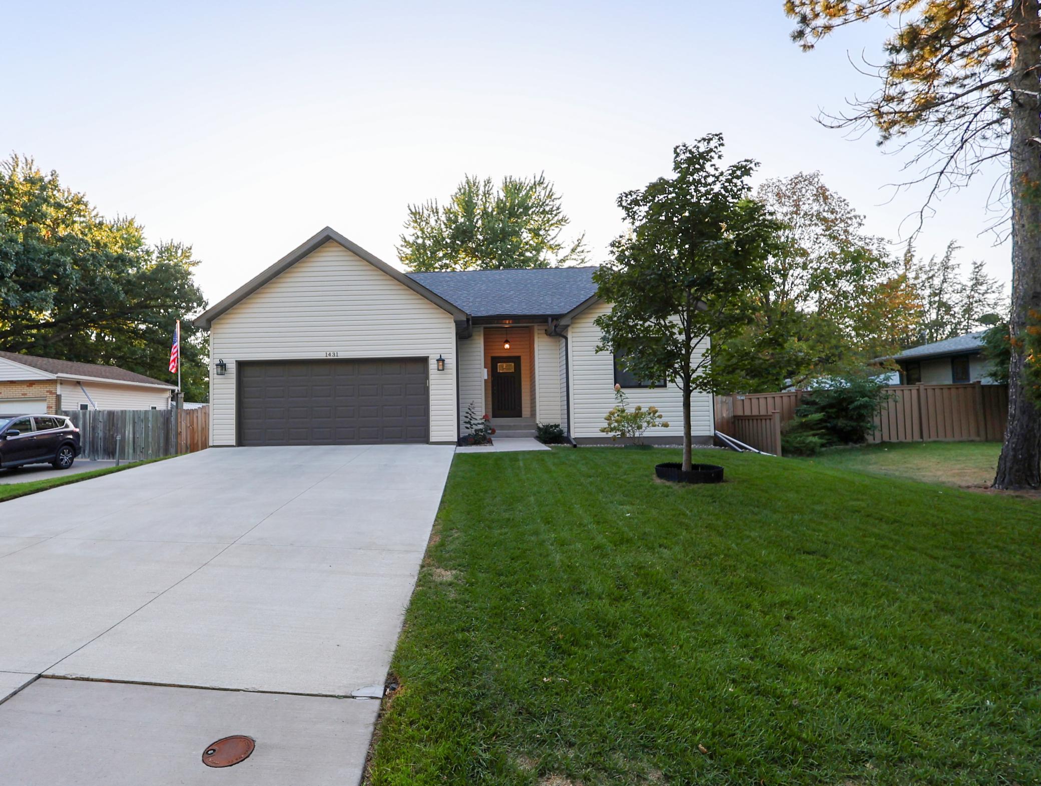 View of Residential at 1431 Sumter Avenue, Golden Valley MN 55427, Golden Valley (3 of 26) - Mike Wilen | Minnesota Team Real Estate