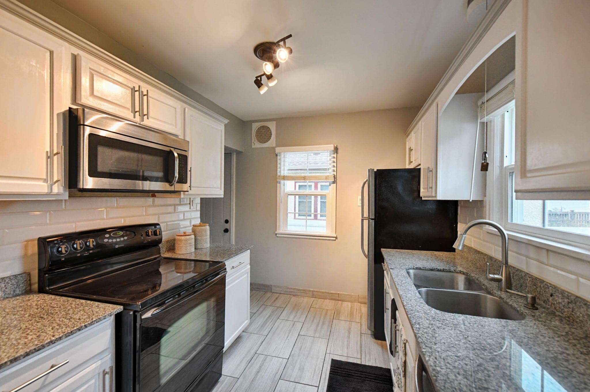 View of Residential at 755 Cottage Avenue, Saint Paul MN 55106, Saint Paul (7 of 14) - Mike Wilen | Minnesota Team Real Estate