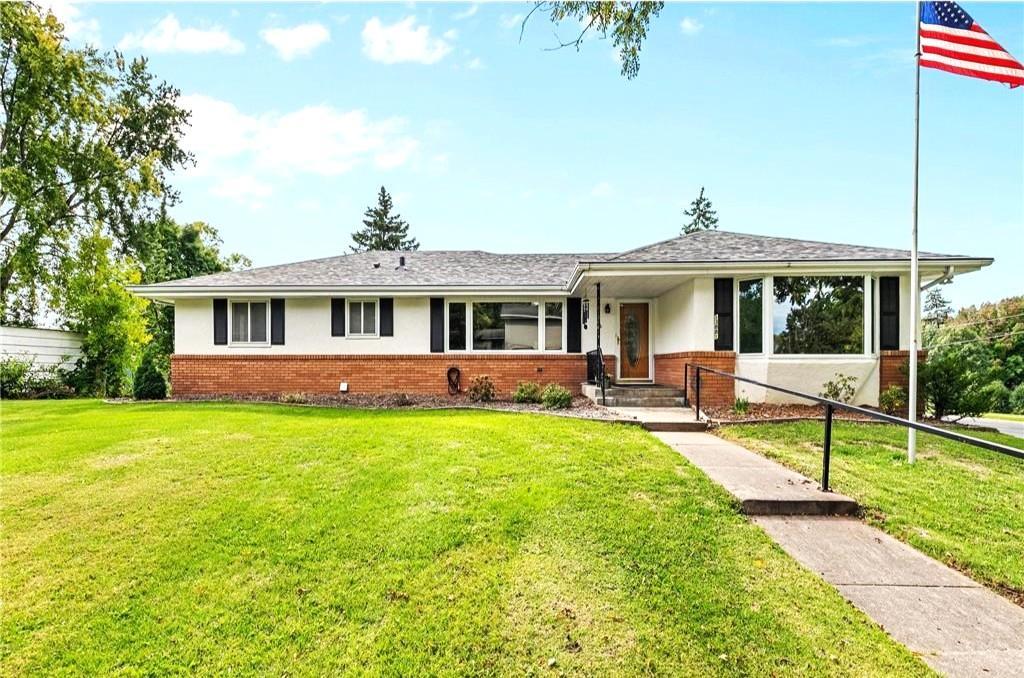 View of Single Family at 13881 90th Avenue, Maple Grove - Mike Wilen | Minnesota Team Real Estate