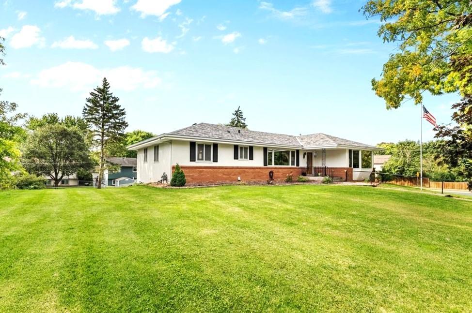 View of Residential at 13881 90th Avenue, Maple Grove MN 55369, Maple Grove (27 of 33) - Mike Wilen | Minnesota Team Real Estate