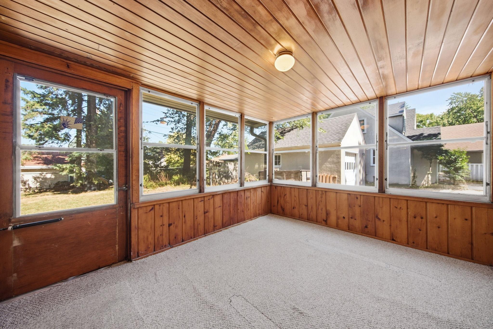 View of Residential at 667 Wheelock Parkway, Saint Paul MN 55117, Saint Paul (10 of 33) - Mike Wilen | Minnesota Team Real Estate
