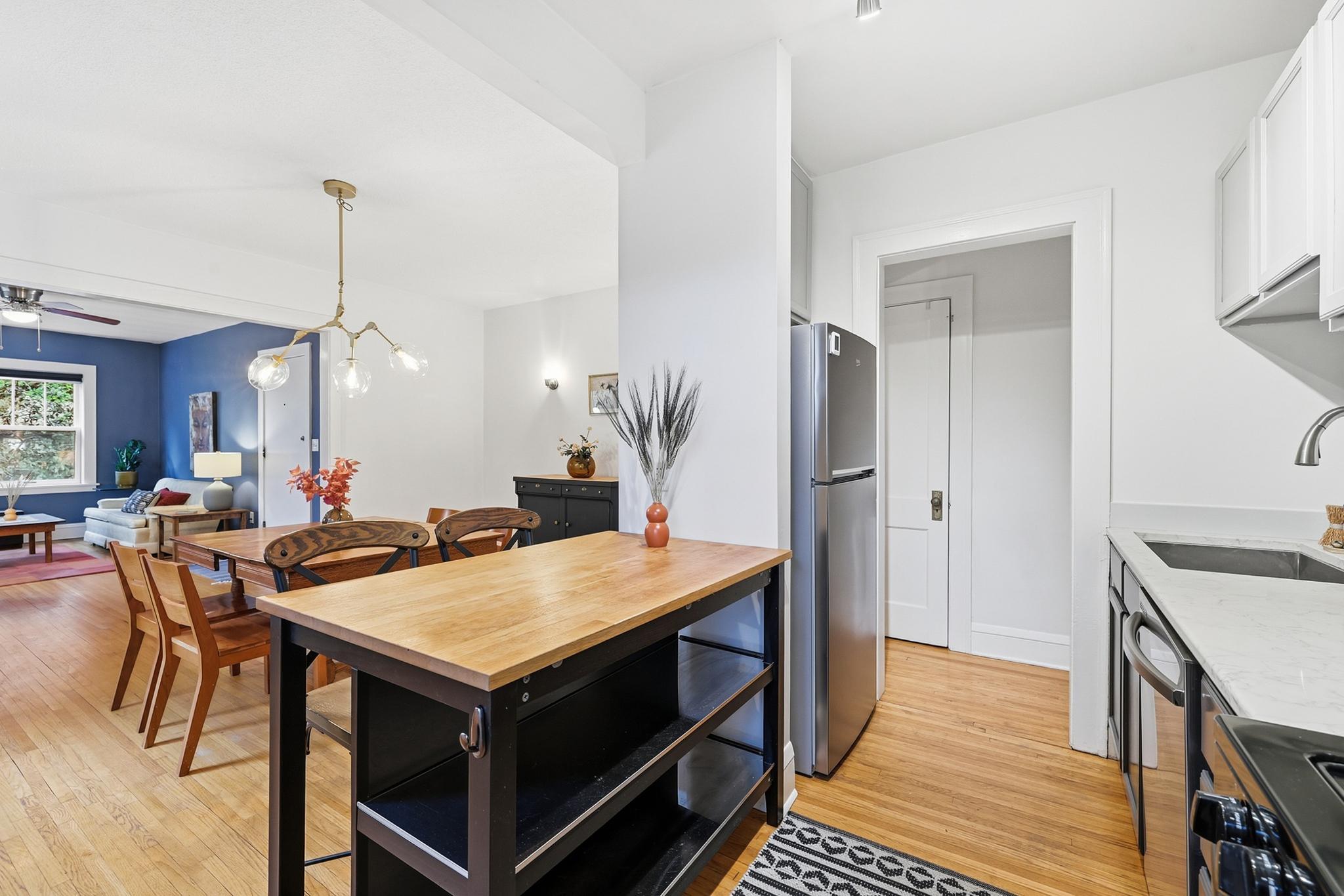 View of Residential at 3609 Aldrich Avenue #4, Minneapolis MN 55409, Minneapolis (10 of 22) - Mike Wilen | Minnesota Team Real Estate