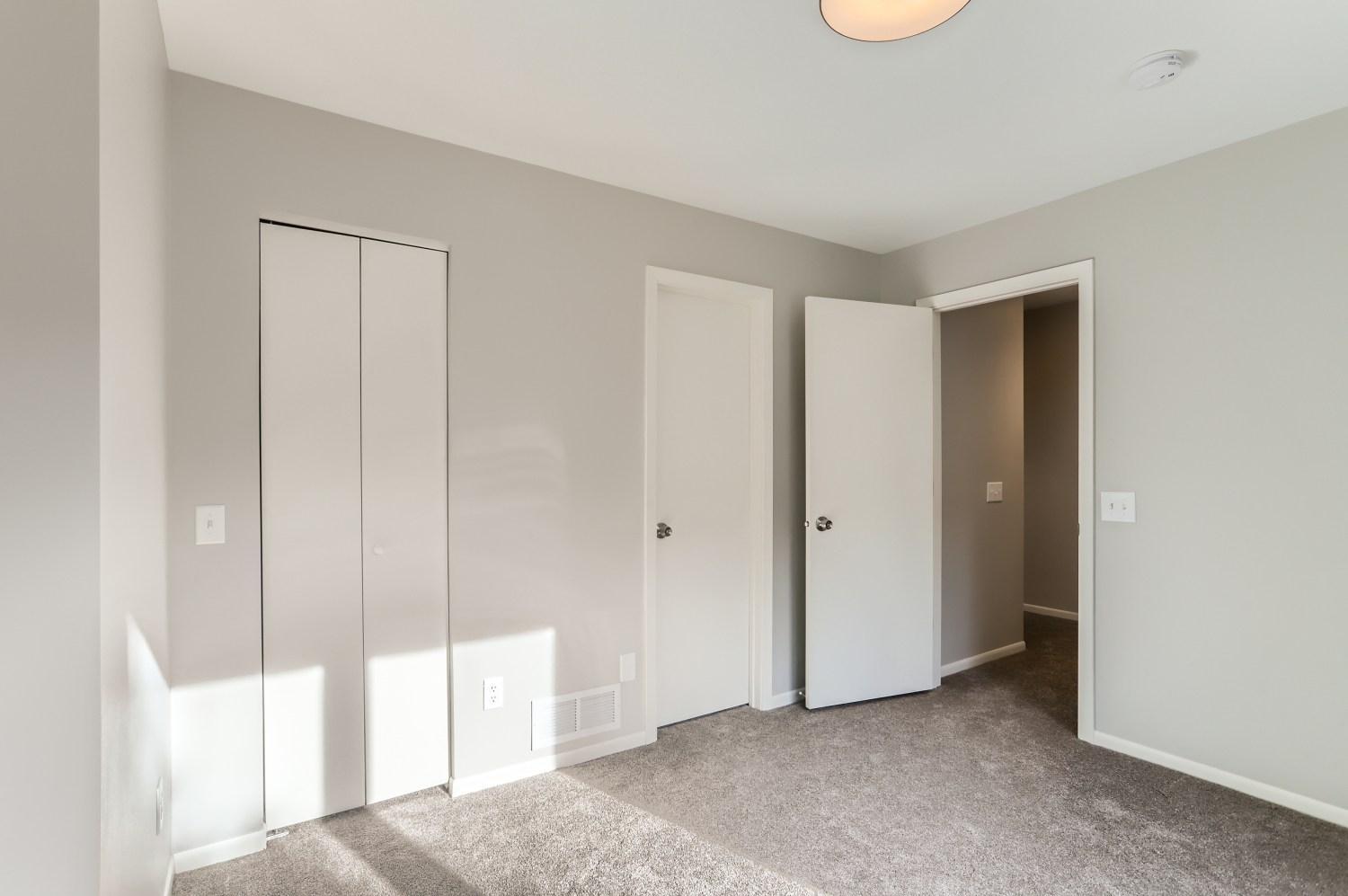 View of Residential at 1318 Boardwalk Place, Minneapolis MN 55411, Minneapolis (19 of 23) - Mike Wilen | Minnesota Team Real Estate