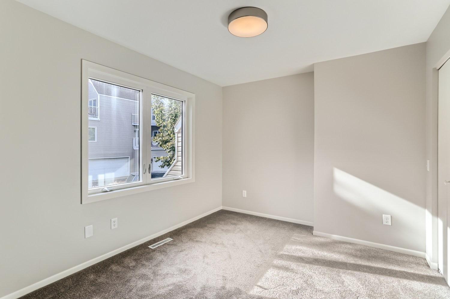 View of Residential at 1318 Boardwalk Place, Minneapolis MN 55411, Minneapolis (18 of 23) - Mike Wilen | Minnesota Team Real Estate