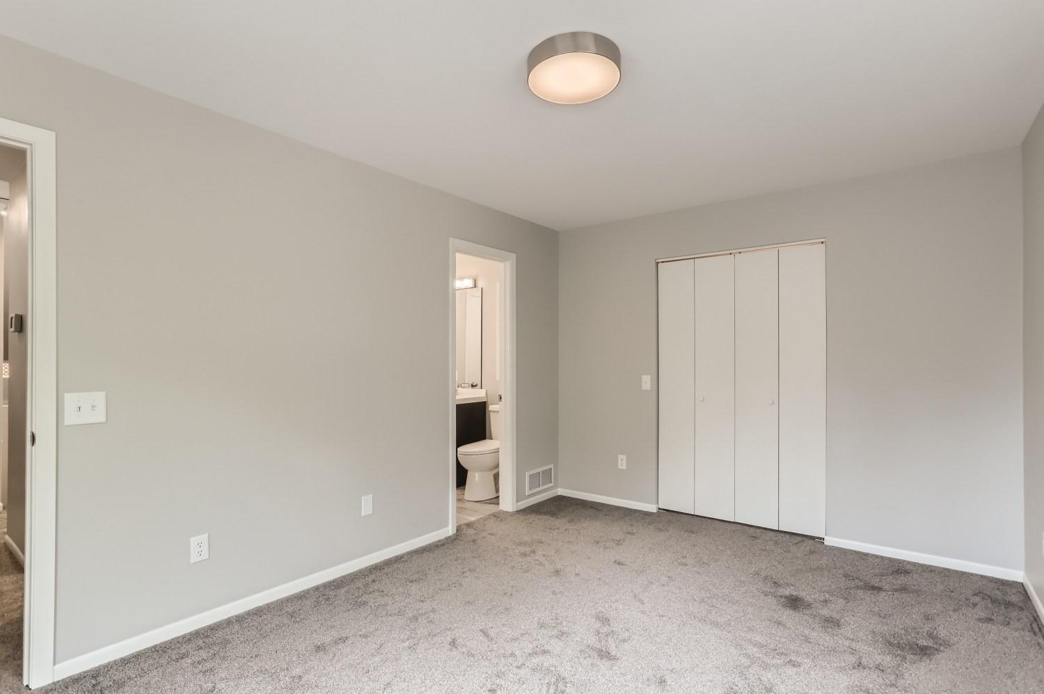 View of Residential at 1318 Boardwalk Place, Minneapolis MN 55411, Minneapolis (15 of 23) - Mike Wilen | Minnesota Team Real Estate