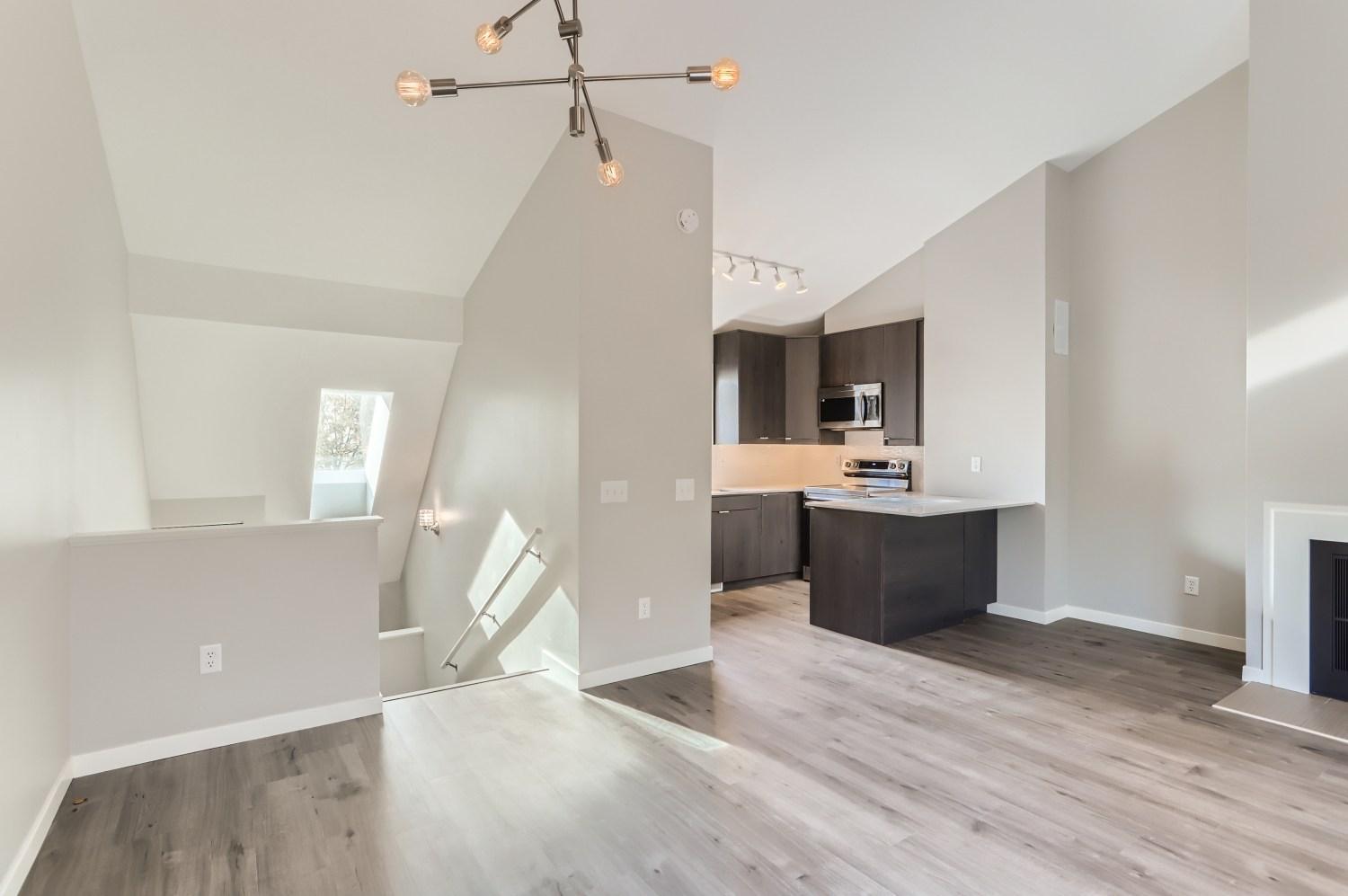 View of Residential at 1318 Boardwalk Place, Minneapolis MN 55411, Minneapolis (7 of 23) - Mike Wilen | Minnesota Team Real Estate