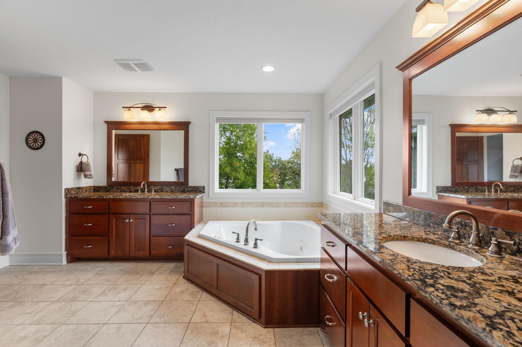 View of Residential at 596 Hahn Drive, Shakopee MN 55379, Shakopee (56 of 100) - Mike Wilen | Minnesota Team Real Estate