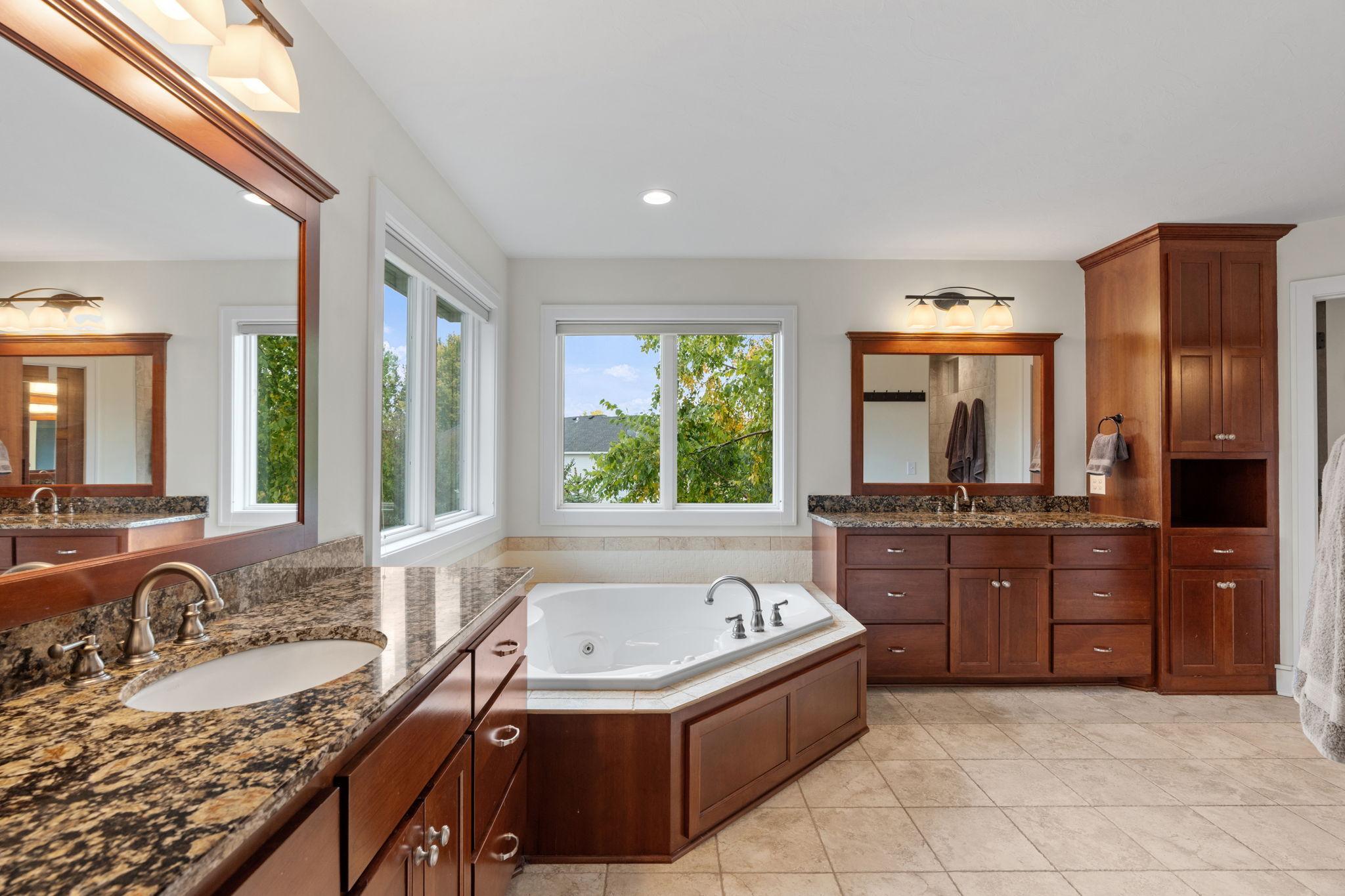 View of Residential at 596 Hahn Drive, Shakopee MN 55379, Shakopee (55 of 100) - Mike Wilen | Minnesota Team Real Estate
