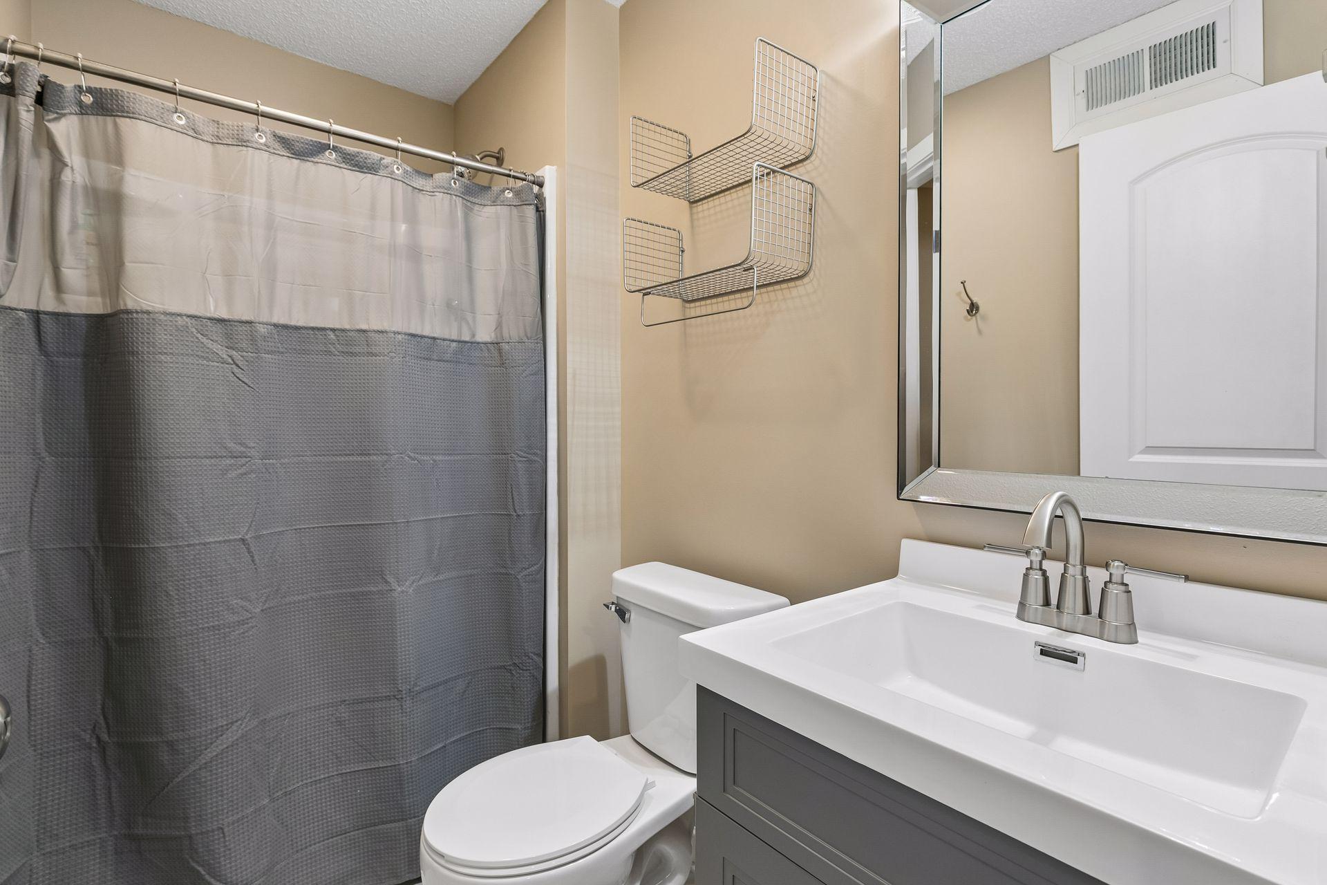 View of Residential at 611 Whitall Street, Saint Paul MN 55130, Saint Paul (24 of 32) - Mike Wilen | Minnesota Team Real Estate