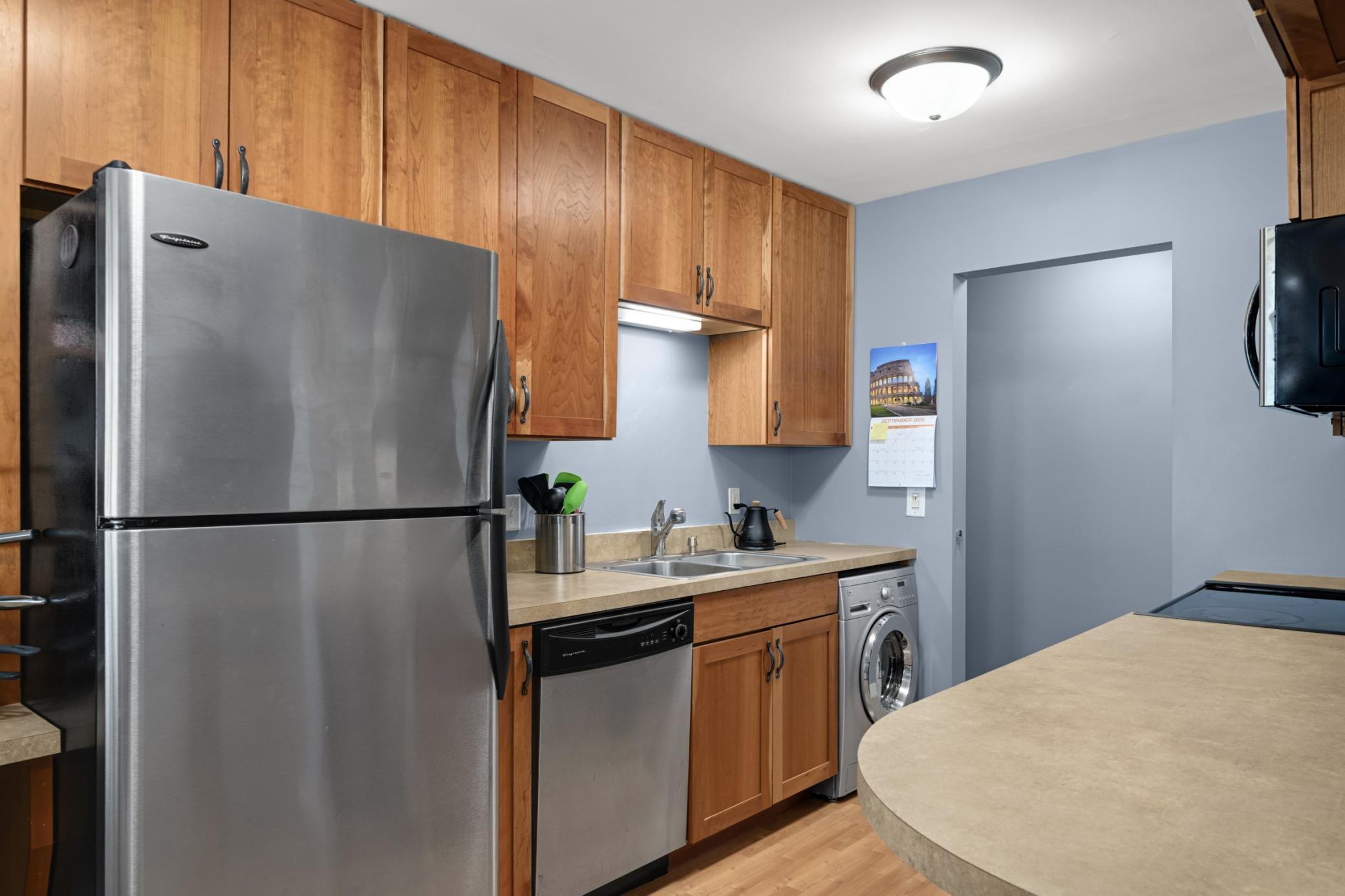 View of (CC) Low Rise (3- Levels) at 240 Wentworth Avenue, West Saint Paul - Mike Wilen | Minnesota Team Real Estate