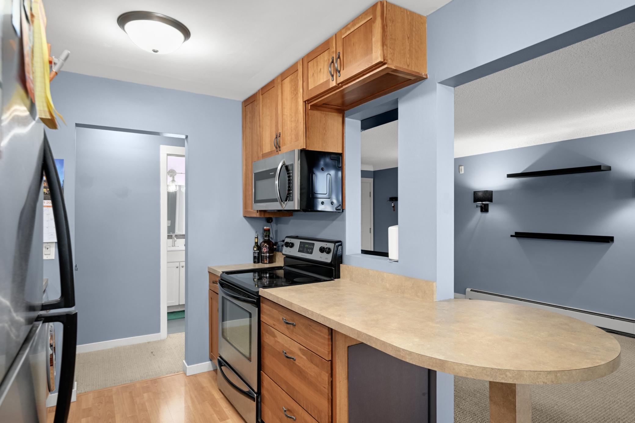 View of Residential at 240 Wentworth Avenue #302, West Saint Paul MN 55118, West Saint Paul (8 of 38) - Mike Wilen | Minnesota Team Real Estate