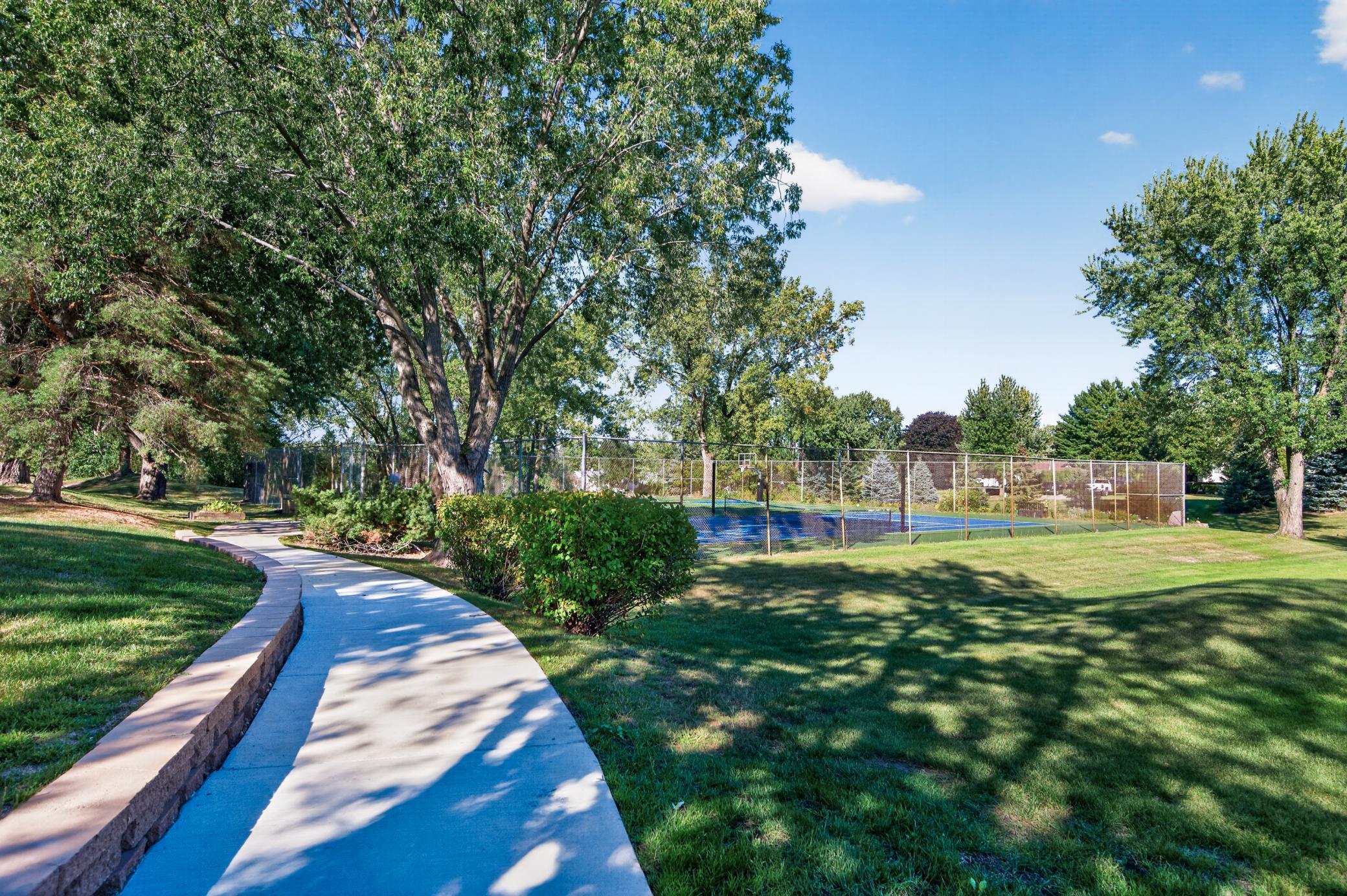 View of Residential at 1442 Arden View Drive, Arden Hills MN 55112, Arden Hills (25 of 26) - Mike Wilen | Minnesota Team Real Estate