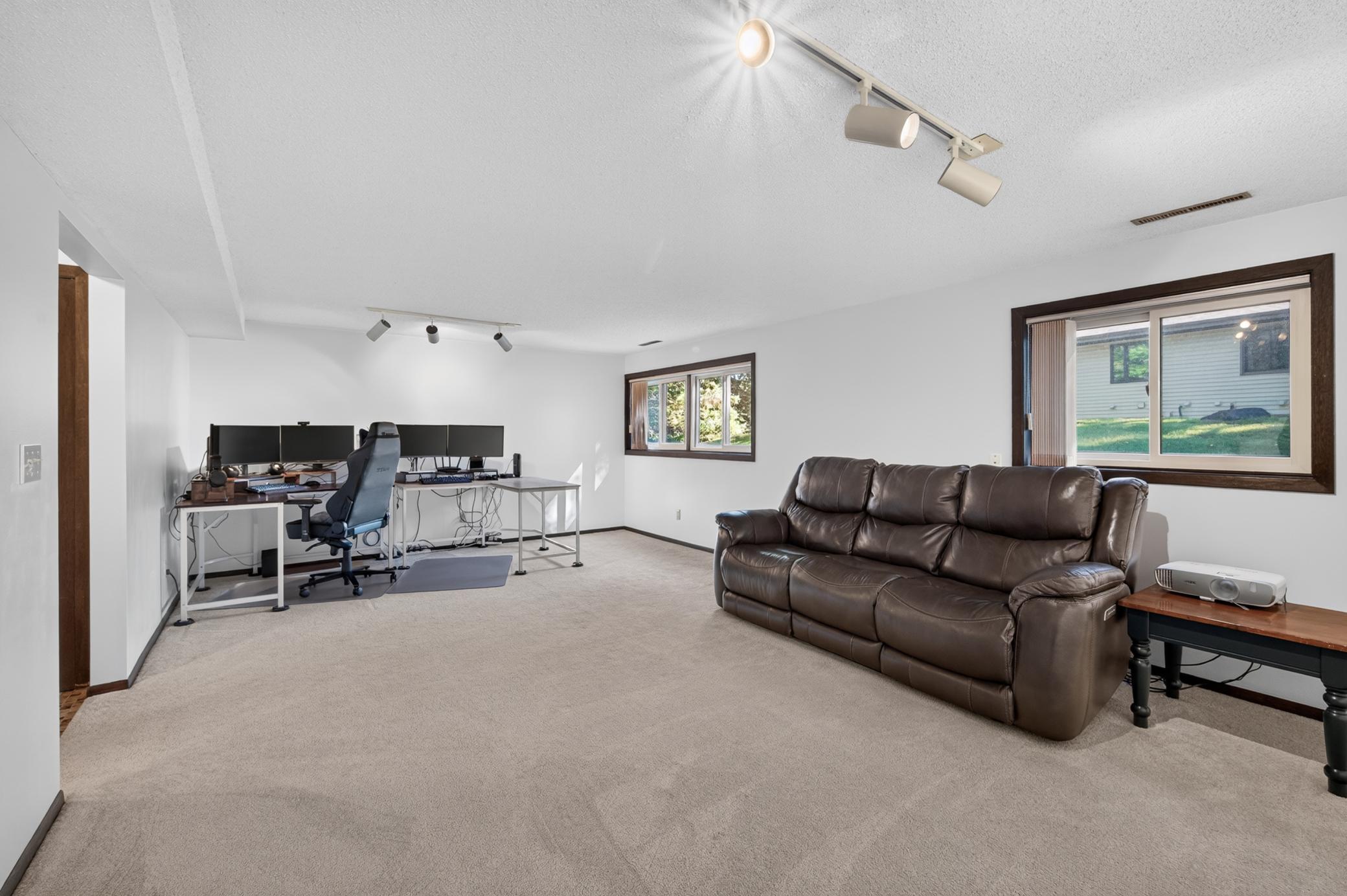 View of Residential at 1442 Arden View Drive, Arden Hills MN 55112, Arden Hills (21 of 26) - Mike Wilen | Minnesota Team Real Estate