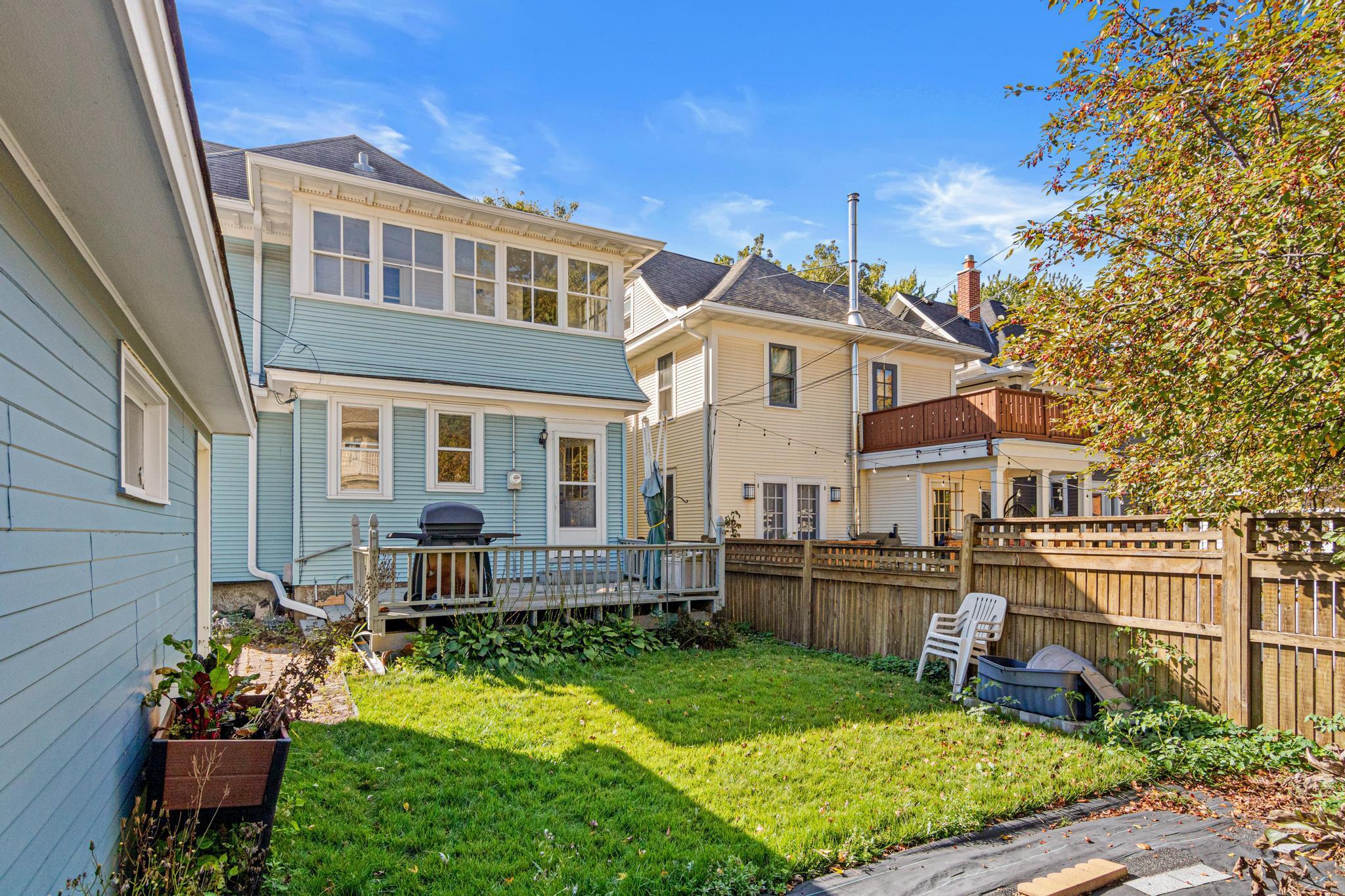 View of Residential at 1603 Laurel Avenue, Saint Paul MN 55104, Saint Paul (38 of 42) - Mike Wilen | Minnesota Team Real Estate