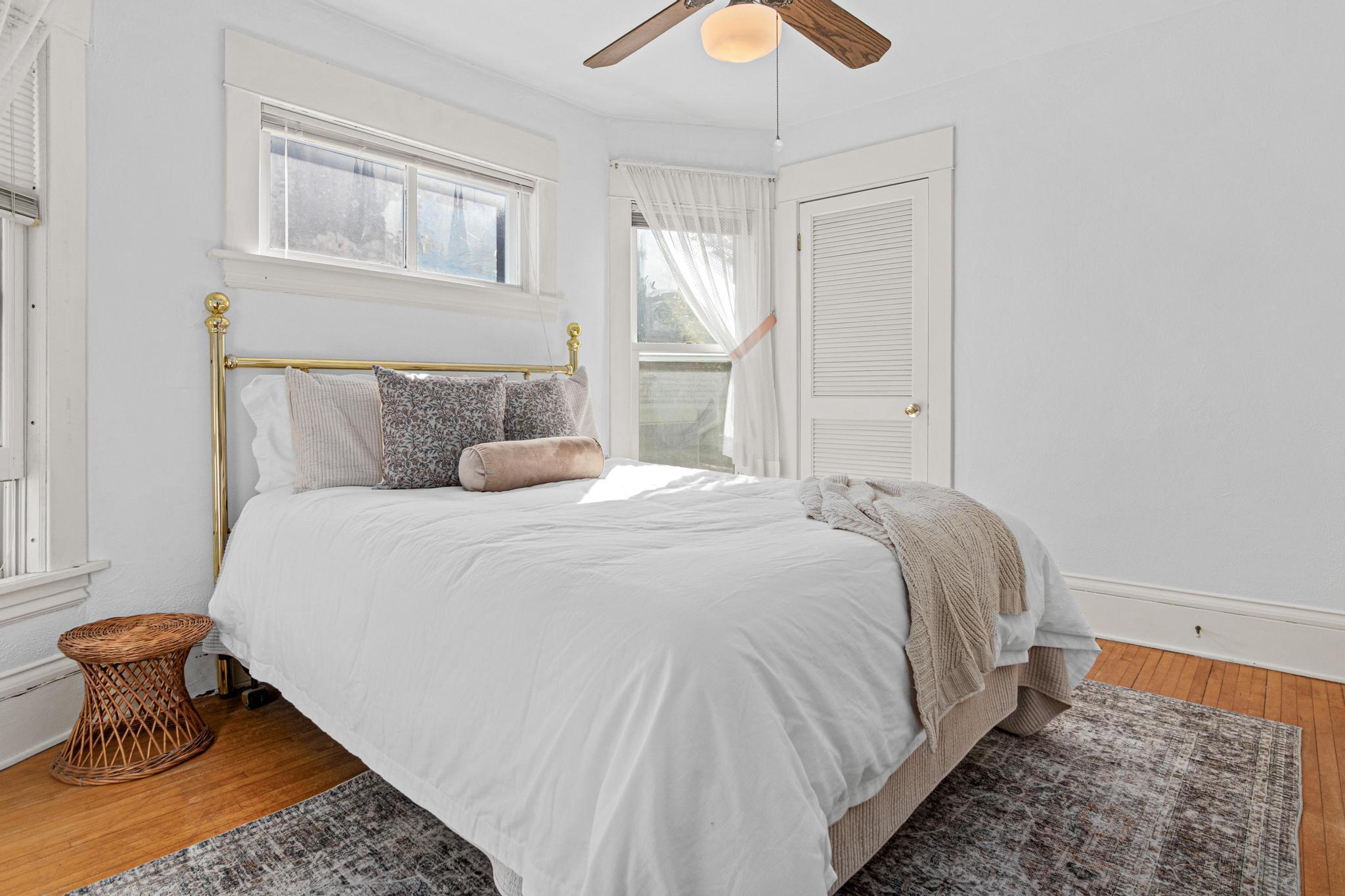 View of Residential at 1603 Laurel Avenue, Saint Paul MN 55104, Saint Paul (22 of 42) - Mike Wilen | Minnesota Team Real Estate
