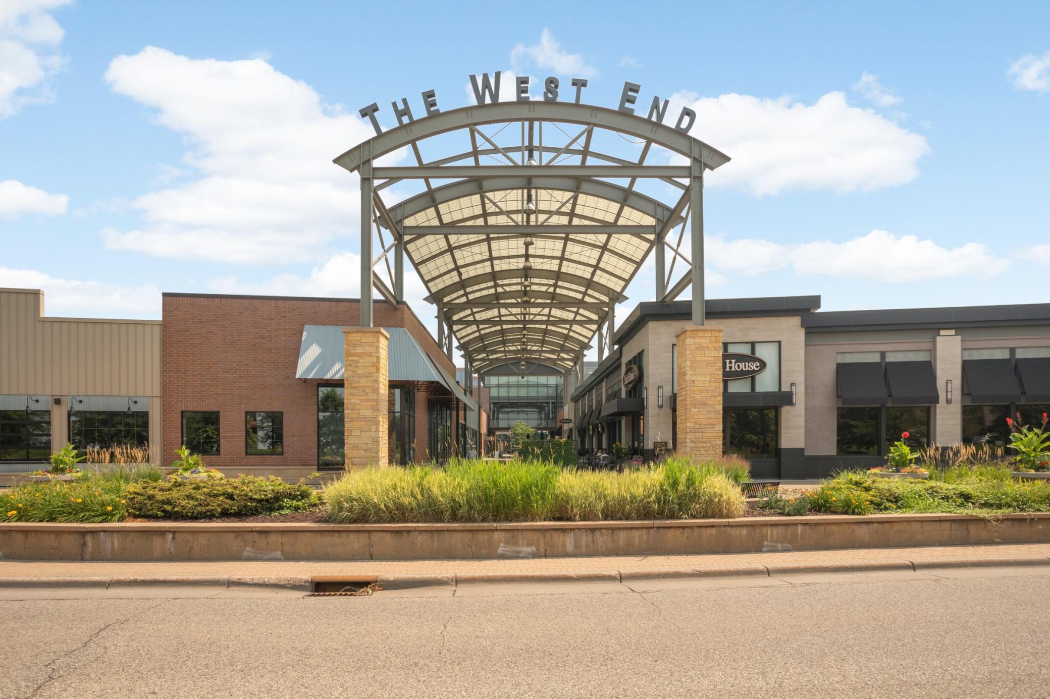 View of Residential at 2622 Salem Avenue, Saint Louis Park MN 55416, Saint Louis Park (37 of 48) - Mike Wilen | Minnesota Team Real Estate