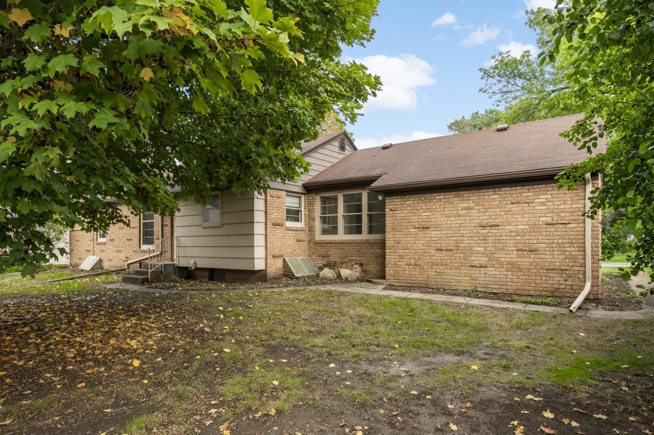 View of Residential at 2622 Salem Avenue, Saint Louis Park MN 55416, Saint Louis Park (27 of 48) - Mike Wilen | Minnesota Team Real Estate