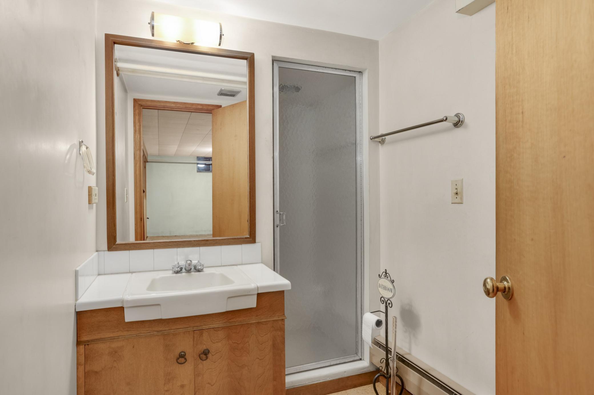 View of Residential at 2622 Salem Avenue, Saint Louis Park MN 55416, Saint Louis Park (24 of 48) - Mike Wilen | Minnesota Team Real Estate