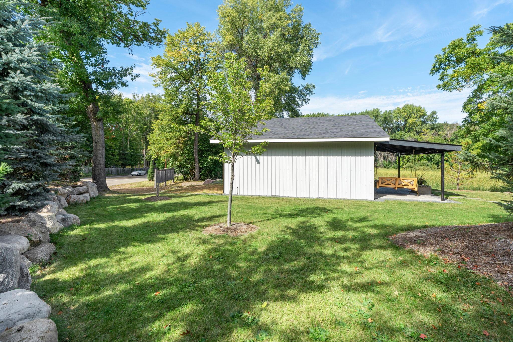 View of Residential at 10 Woodlawn Avenue, Excelsior MN 55331, Excelsior (35 of 49) - Mike Wilen | Minnesota Team Real Estate