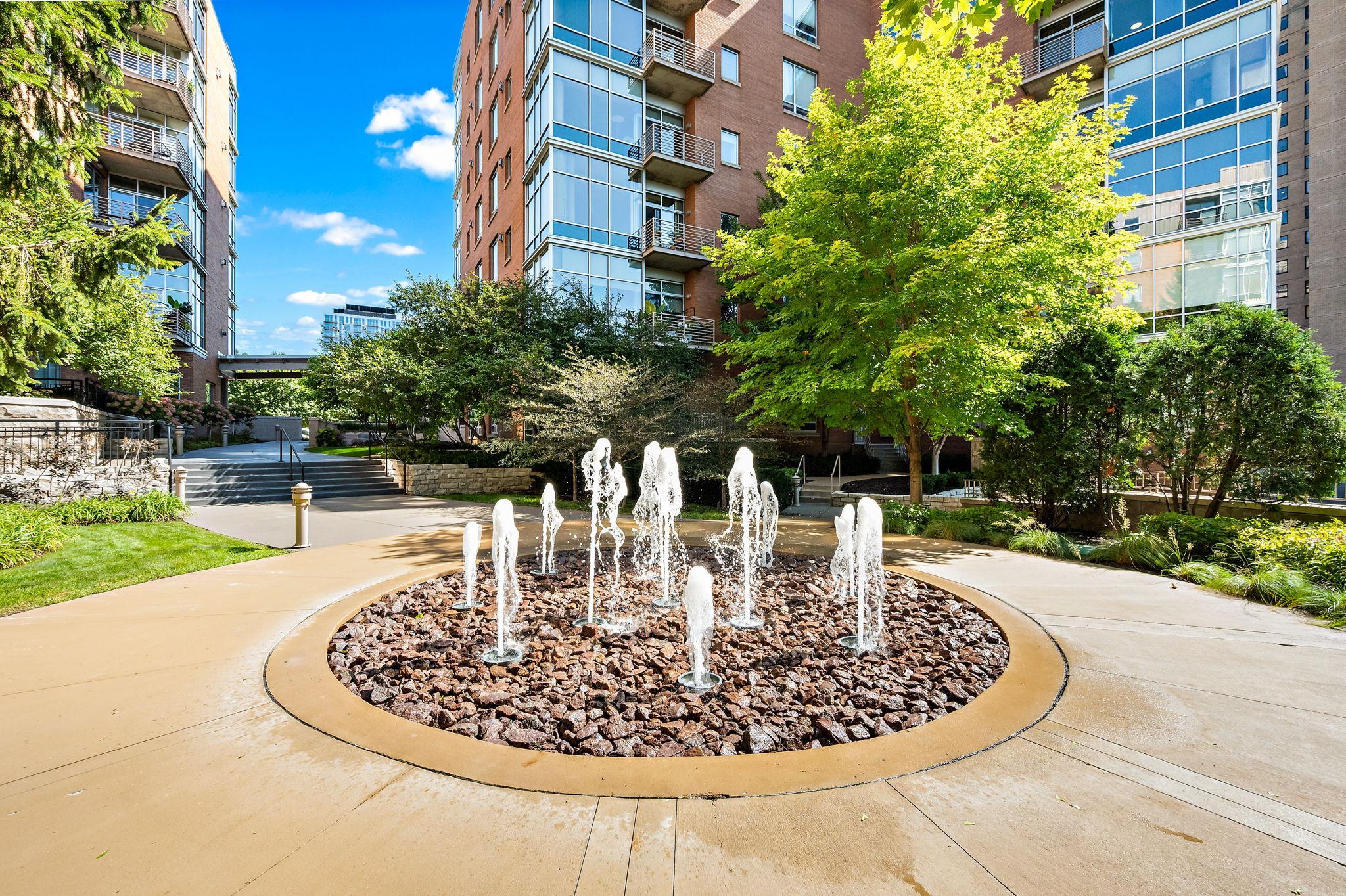 View of Residential at 100 2nd Street #A540, Minneapolis MN 55413, Minneapolis (27 of 40) - Mike Wilen | Minnesota Team Real Estate