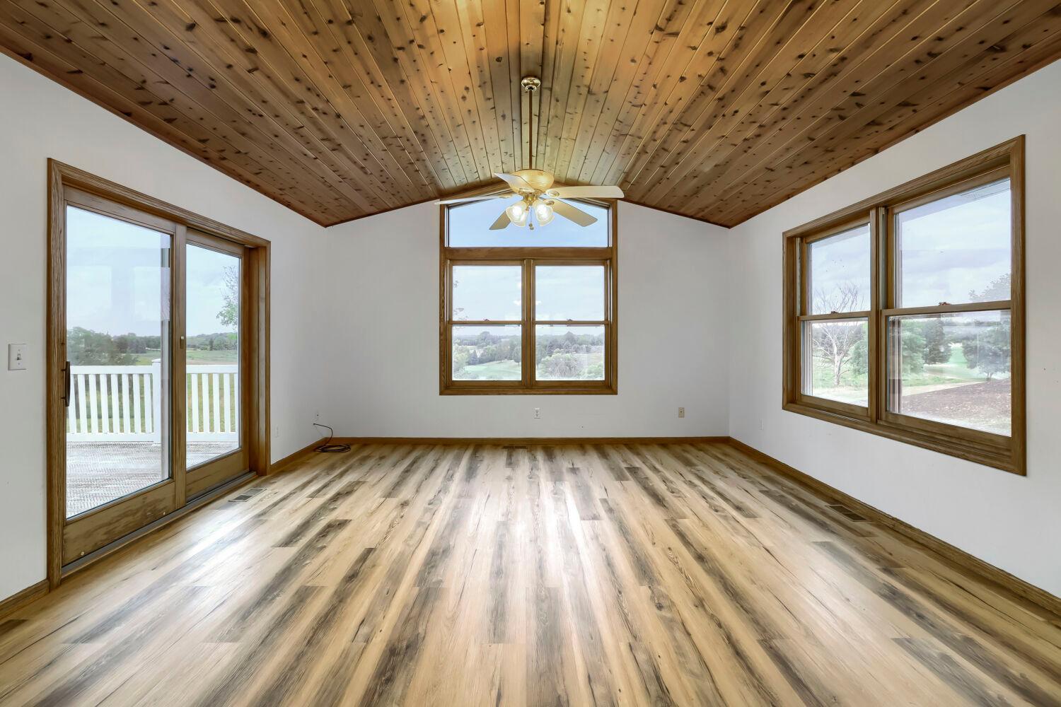 View of Residential at 7030 Dahlgren Road, Chaska MN 55318, Chaska (14 of 34) - Mike Wilen | Minnesota Team Real Estate
