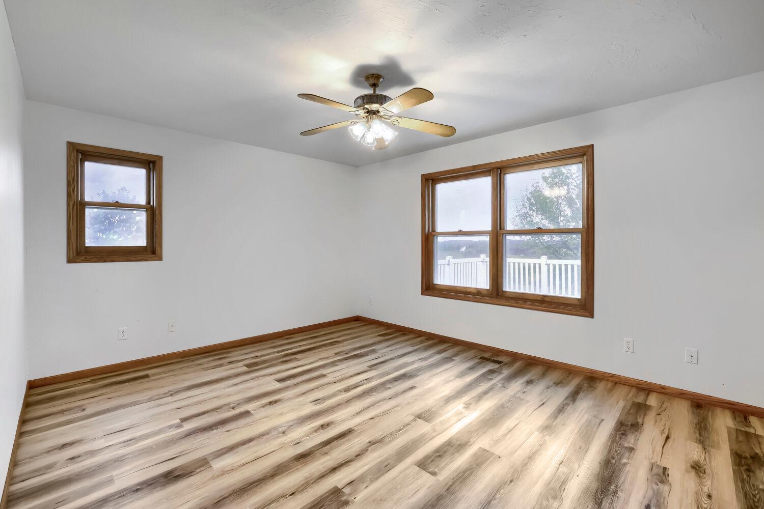View of Residential at 7030 Dahlgren Road, Chaska MN 55318, Chaska (16 of 34) - Mike Wilen | Minnesota Team Real Estate