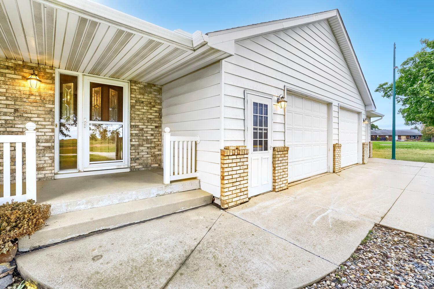 View of Residential at 7030 Dahlgren Road, Chaska MN 55318, Chaska (2 of 34) - Mike Wilen | Minnesota Team Real Estate