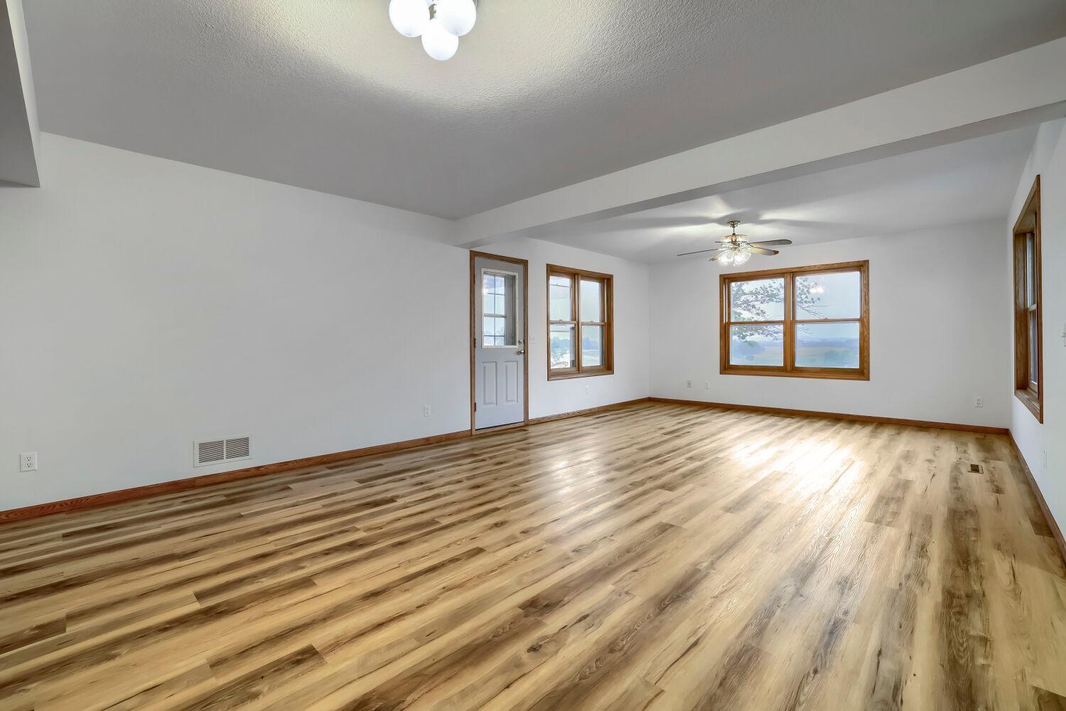 View of Residential at 7030 Dahlgren Road, Chaska MN 55318, Chaska (22 of 34) - Mike Wilen | Minnesota Team Real Estate