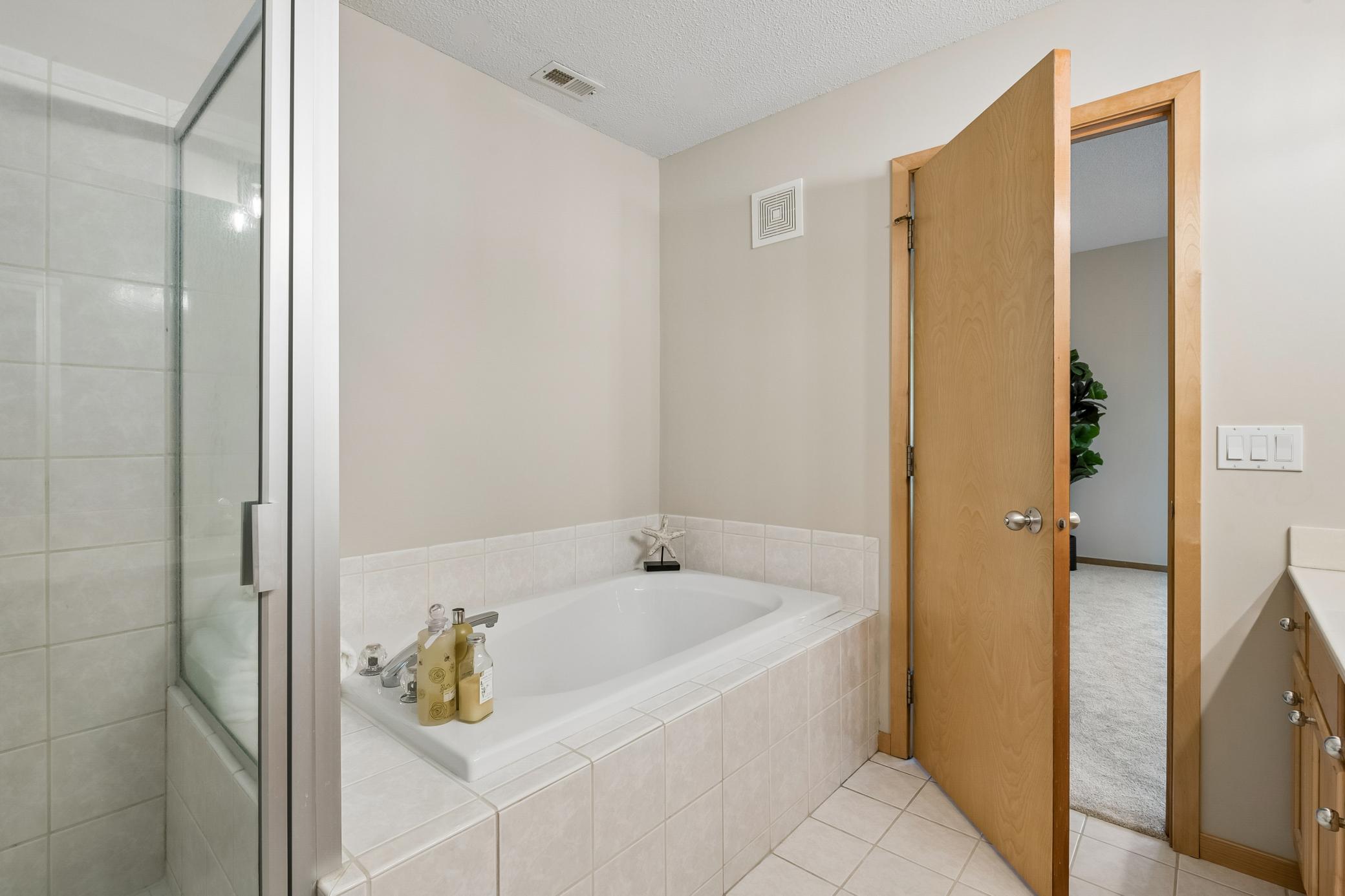 View of Residential at 5555 Dewey Hill Road #202, Edina MN 55439, Edina (17 of 34) - Mike Wilen | Minnesota Team Real Estate