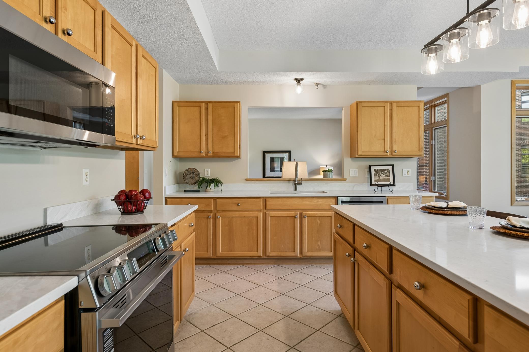 View of Residential at 5555 Dewey Hill Road #202, Edina MN 55439, Edina (10 of 34) - Mike Wilen | Minnesota Team Real Estate