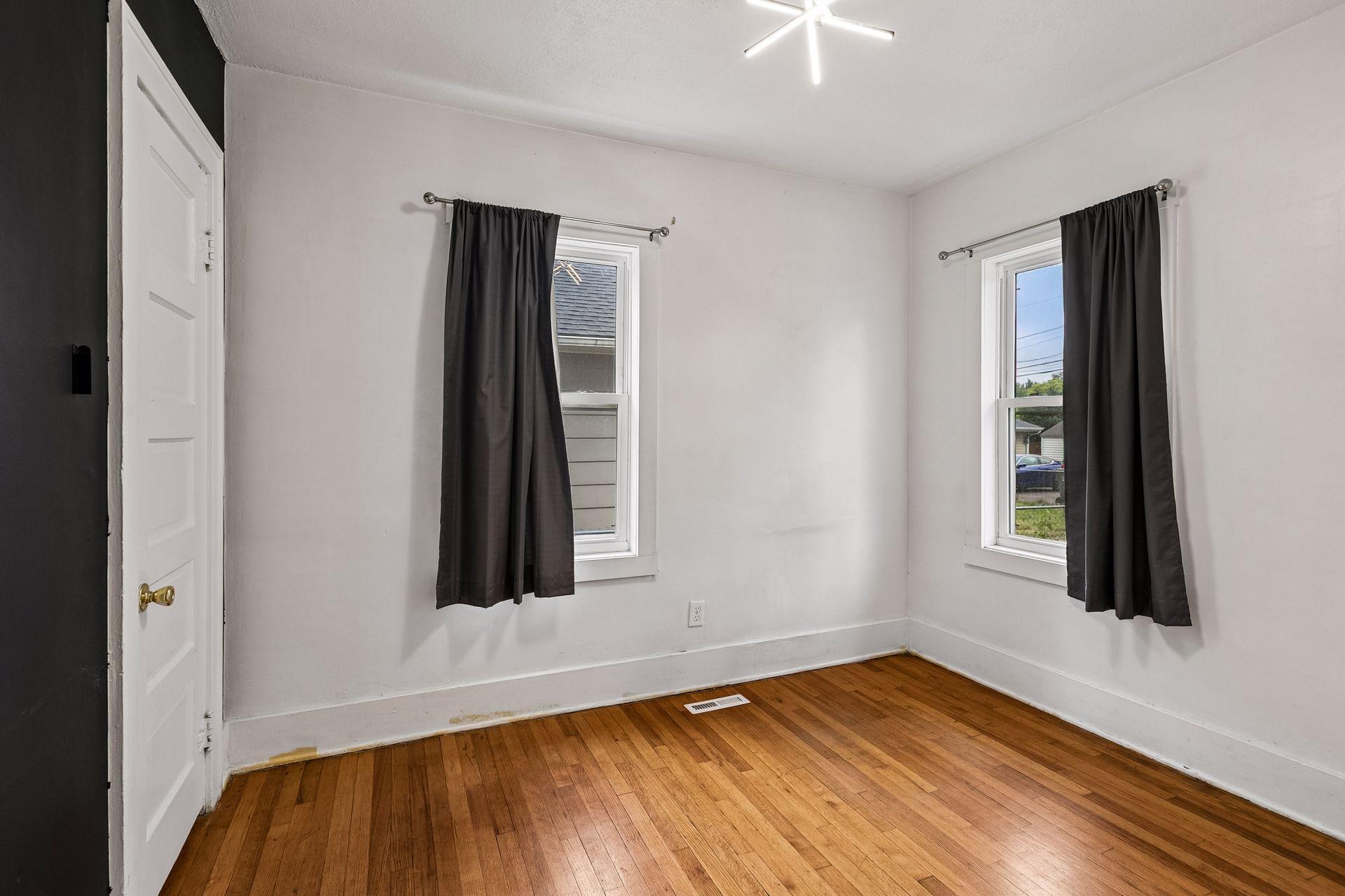 View of Residential at 4515 Aldrich Avenue, Minneapolis MN 55412, Minneapolis (16 of 25) - Mike Wilen | Minnesota Team Real Estate