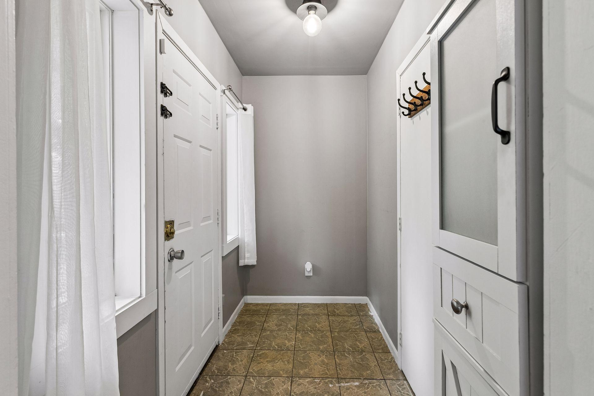 View of Residential at 4515 Aldrich Avenue, Minneapolis MN 55412, Minneapolis (3 of 25) - Mike Wilen | Minnesota Team Real Estate