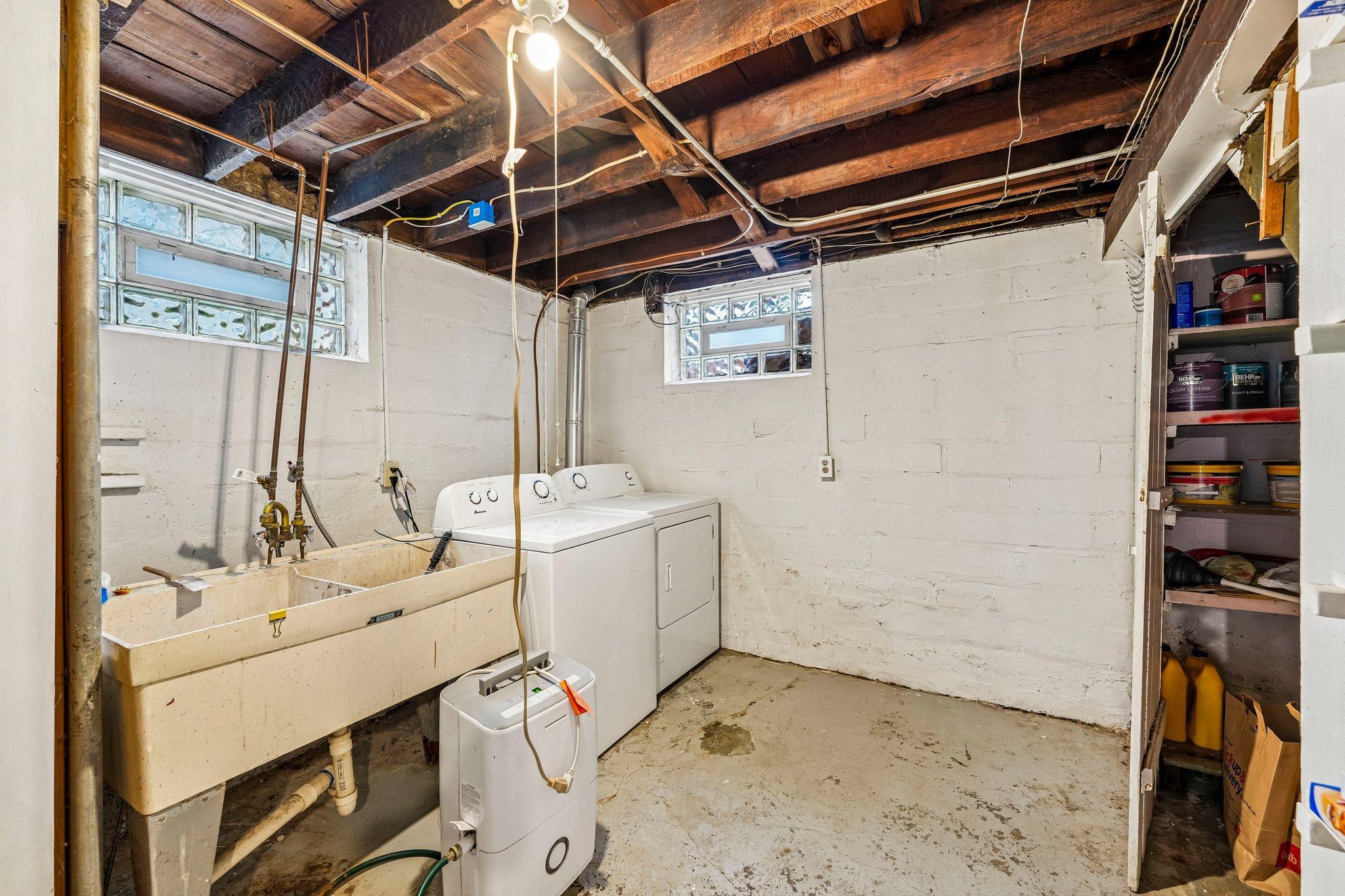 View of Residential at 2315 Cleveland Street, Minneapolis MN 55418, Minneapolis (25 of 40) - Mike Wilen | Minnesota Team Real Estate