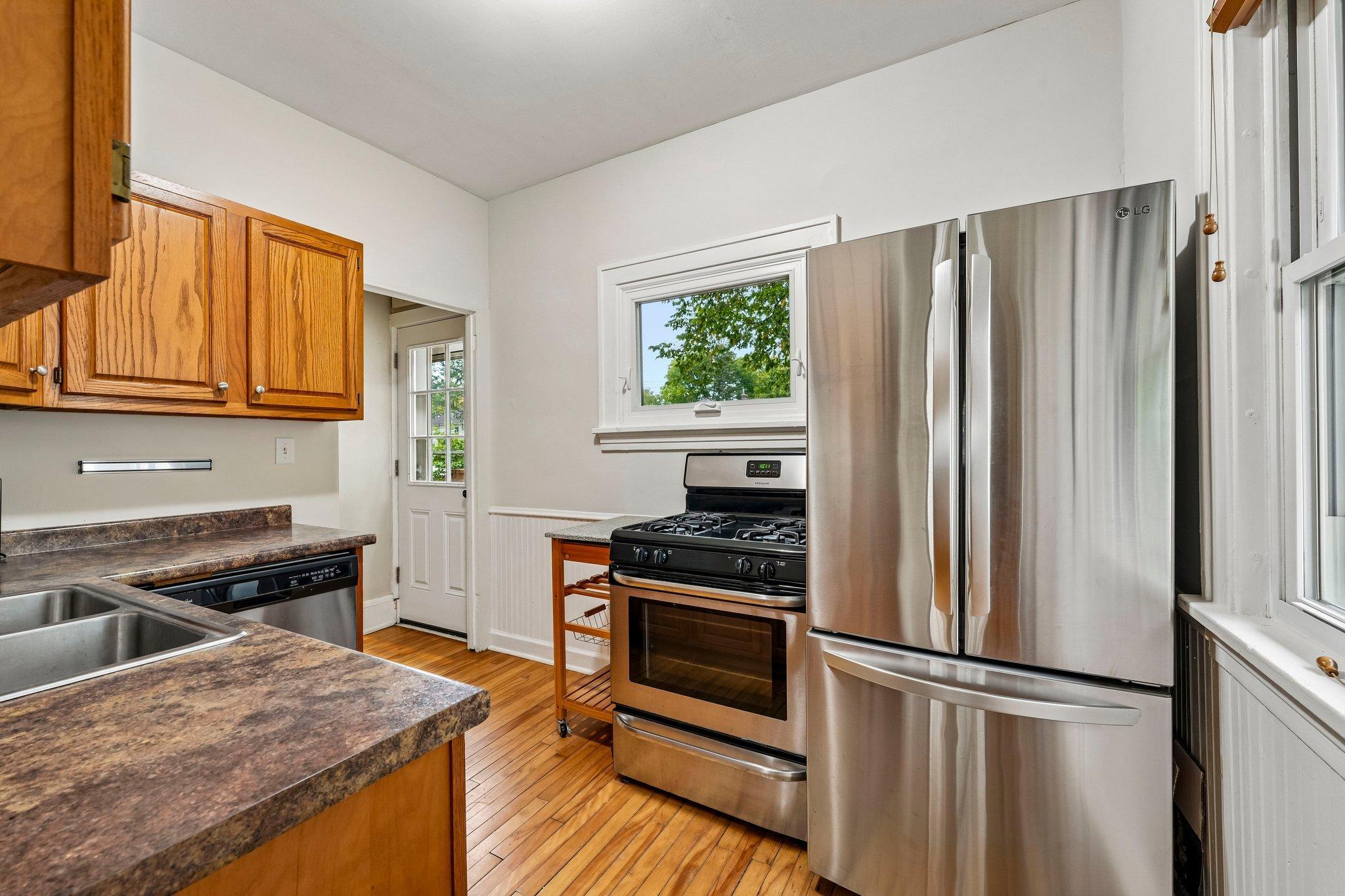 View of Residential at 2315 Cleveland Street, Minneapolis MN 55418, Minneapolis (10 of 40) - Mike Wilen | Minnesota Team Real Estate