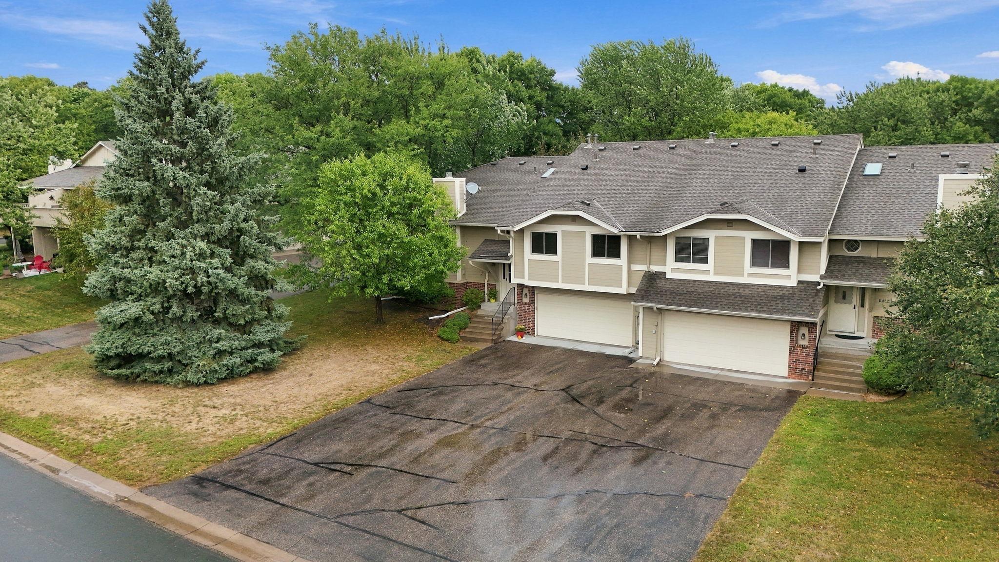 View of Residential at 8414 Zinnia Lane, Maple Grove MN 55369, Maple Grove (22 of 26) - Mike Wilen | Minnesota Team Real Estate
