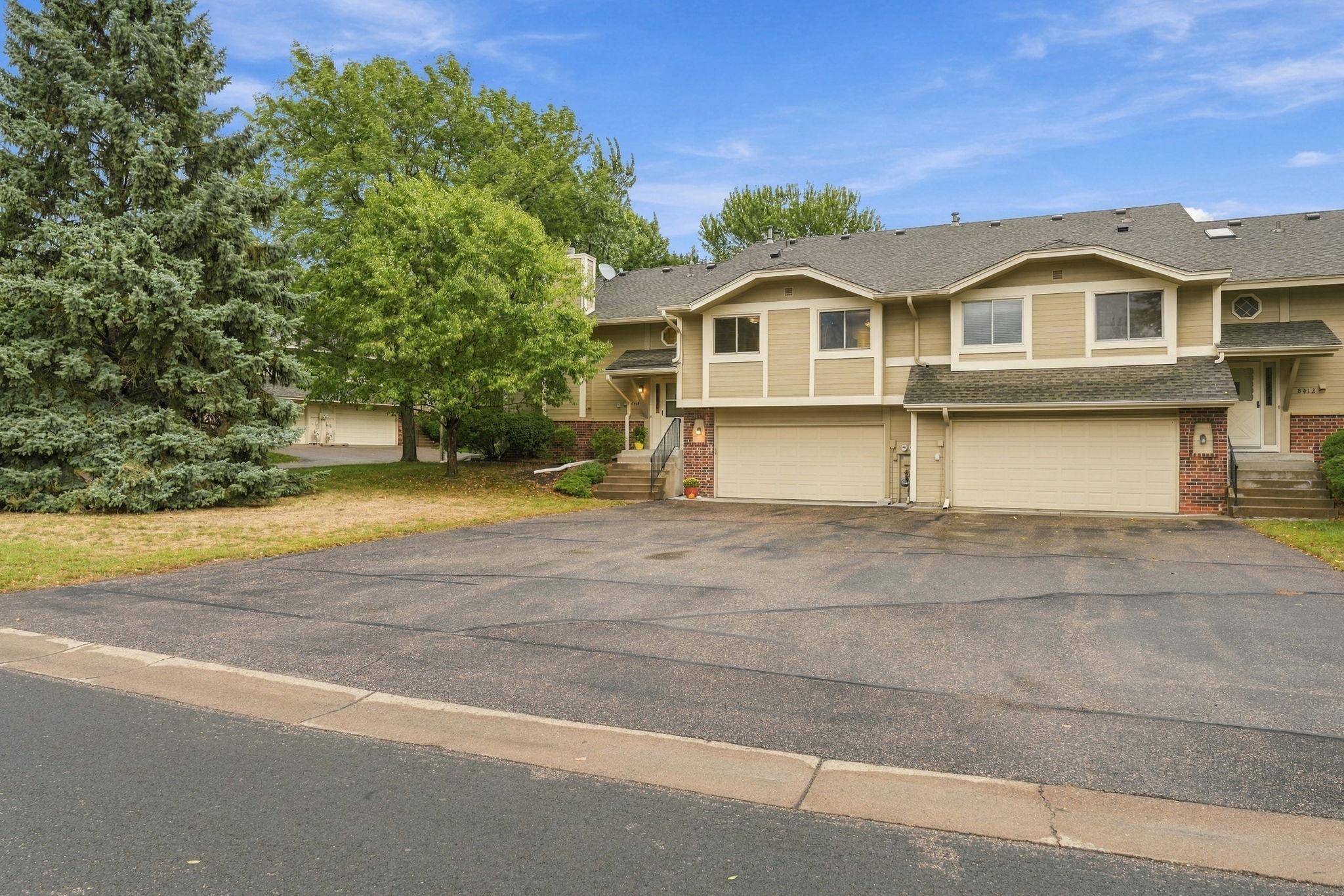 View of Residential at 8414 Zinnia Lane, Maple Grove MN 55369, Maple Grove (2 of 26) - Mike Wilen | Minnesota Team Real Estate