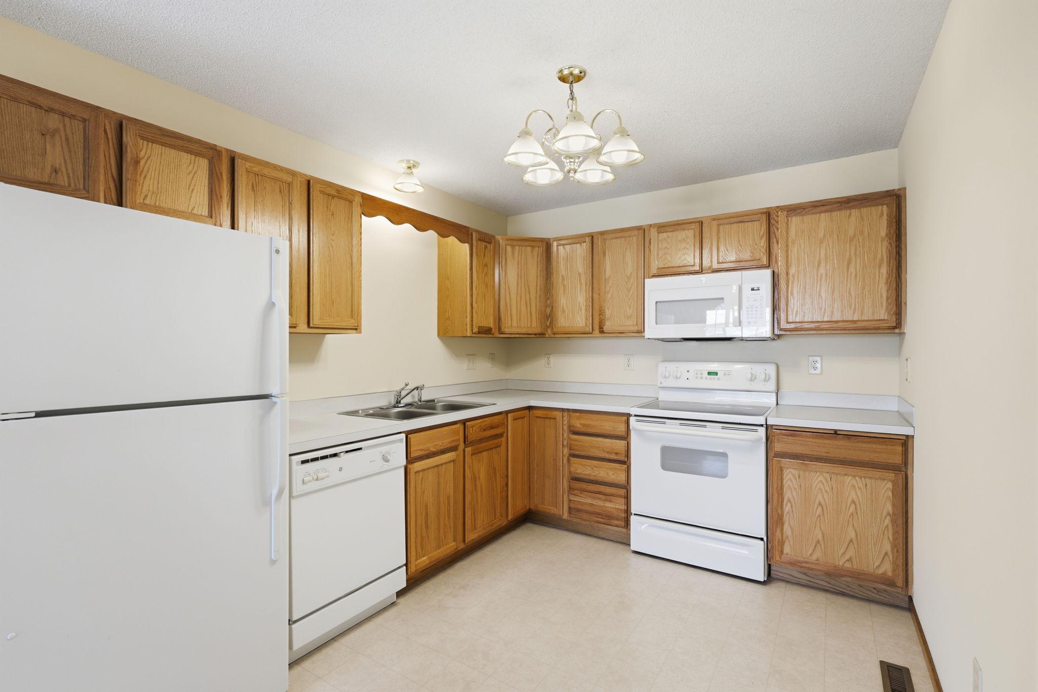View of Residential at 1587 County Road D, Maplewood MN 55109, Maplewood (11 of 24) - Mike Wilen | Minnesota Team Real Estate