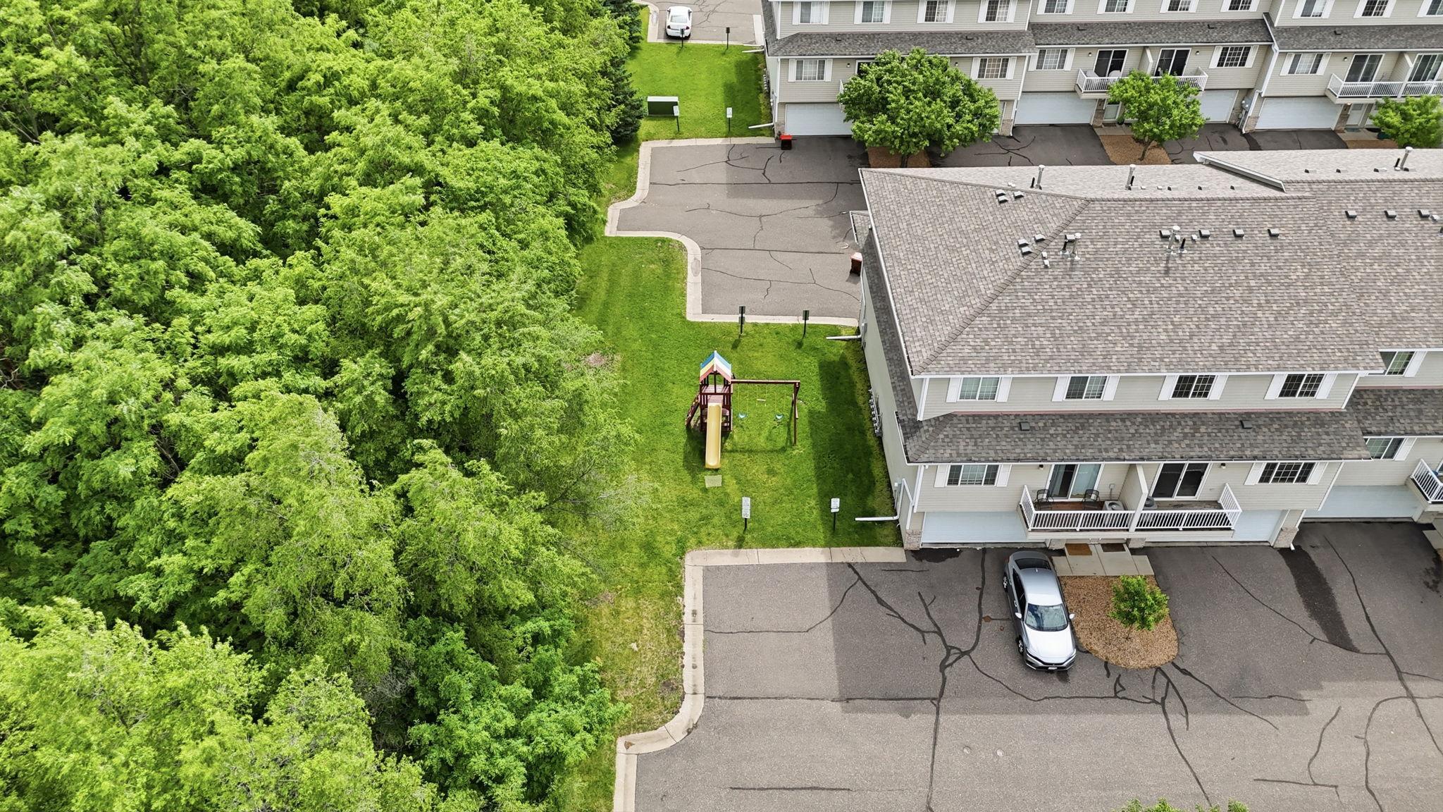 View of Residential at 1587 County Road D, Maplewood MN 55109, Maplewood (21 of 24) - Mike Wilen | Minnesota Team Real Estate