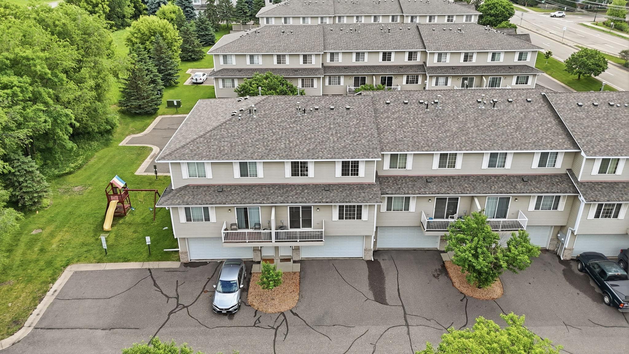 View of Residential at 1587 County Road D, Maplewood MN 55109, Maplewood (22 of 24) - Mike Wilen | Minnesota Team Real Estate