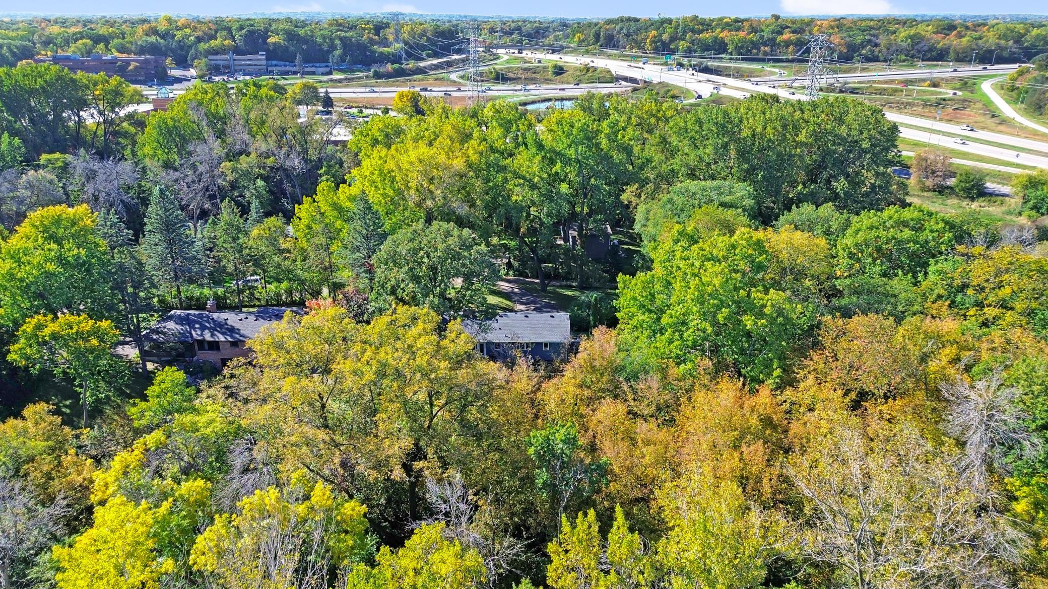 View of Residential at 14104 Knollway Drive, Minnetonka MN 55305, Minnetonka (65 of 68) - Mike Wilen | Minnesota Team Real Estate
