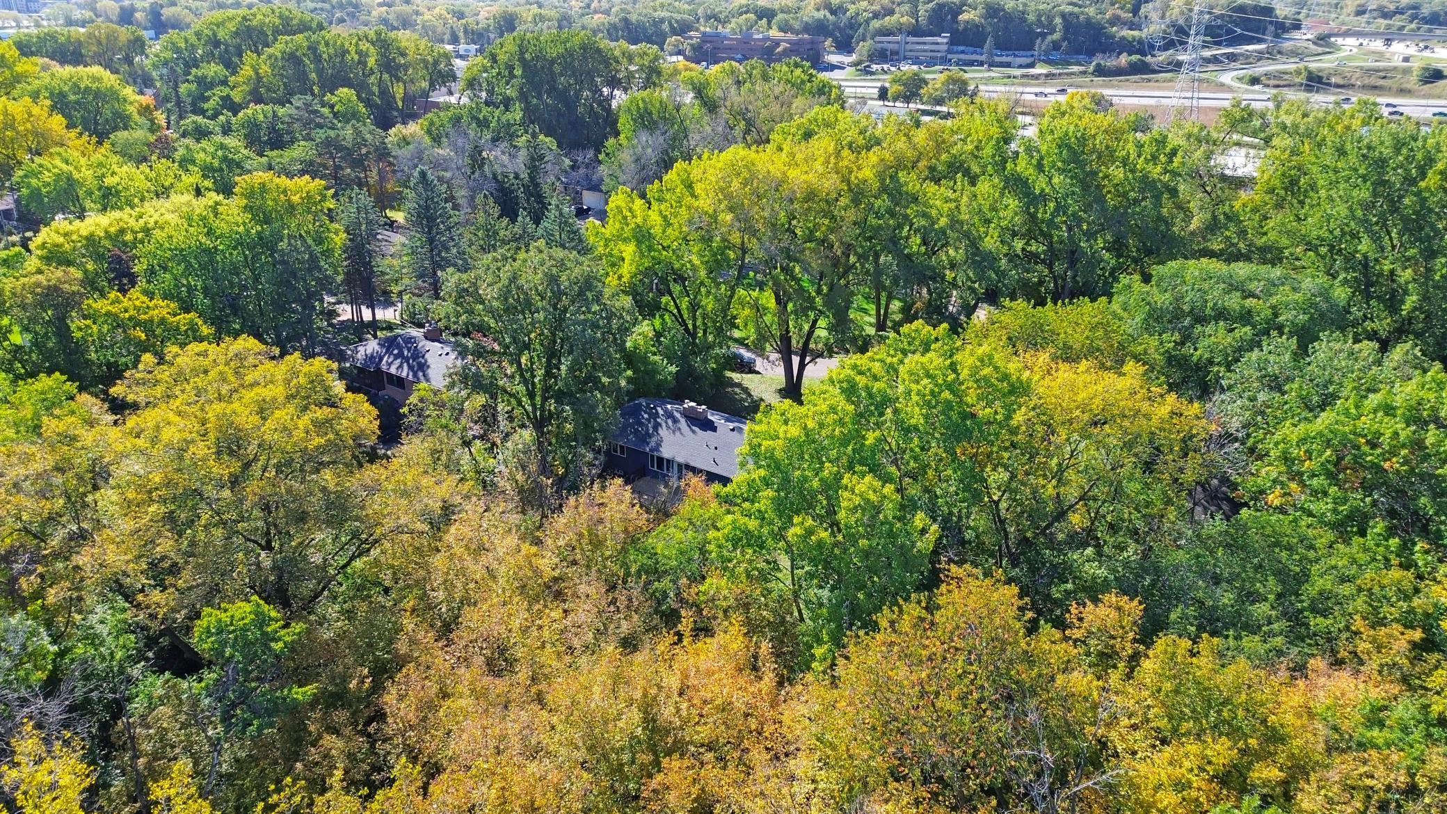 View of Residential at 14104 Knollway Drive, Minnetonka MN 55305, Minnetonka (64 of 68) - Mike Wilen | Minnesota Team Real Estate