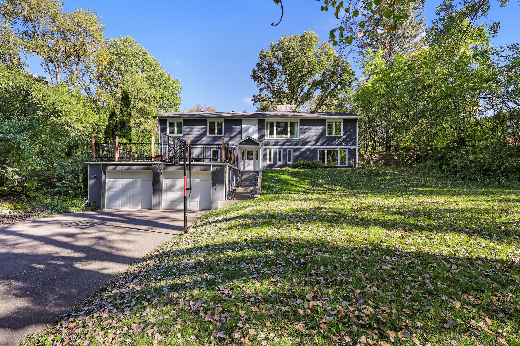 View of Residential at 14104 Knollway Drive, Minnetonka MN 55305, Minnetonka (3 of 68) - Mike Wilen | Minnesota Team Real Estate